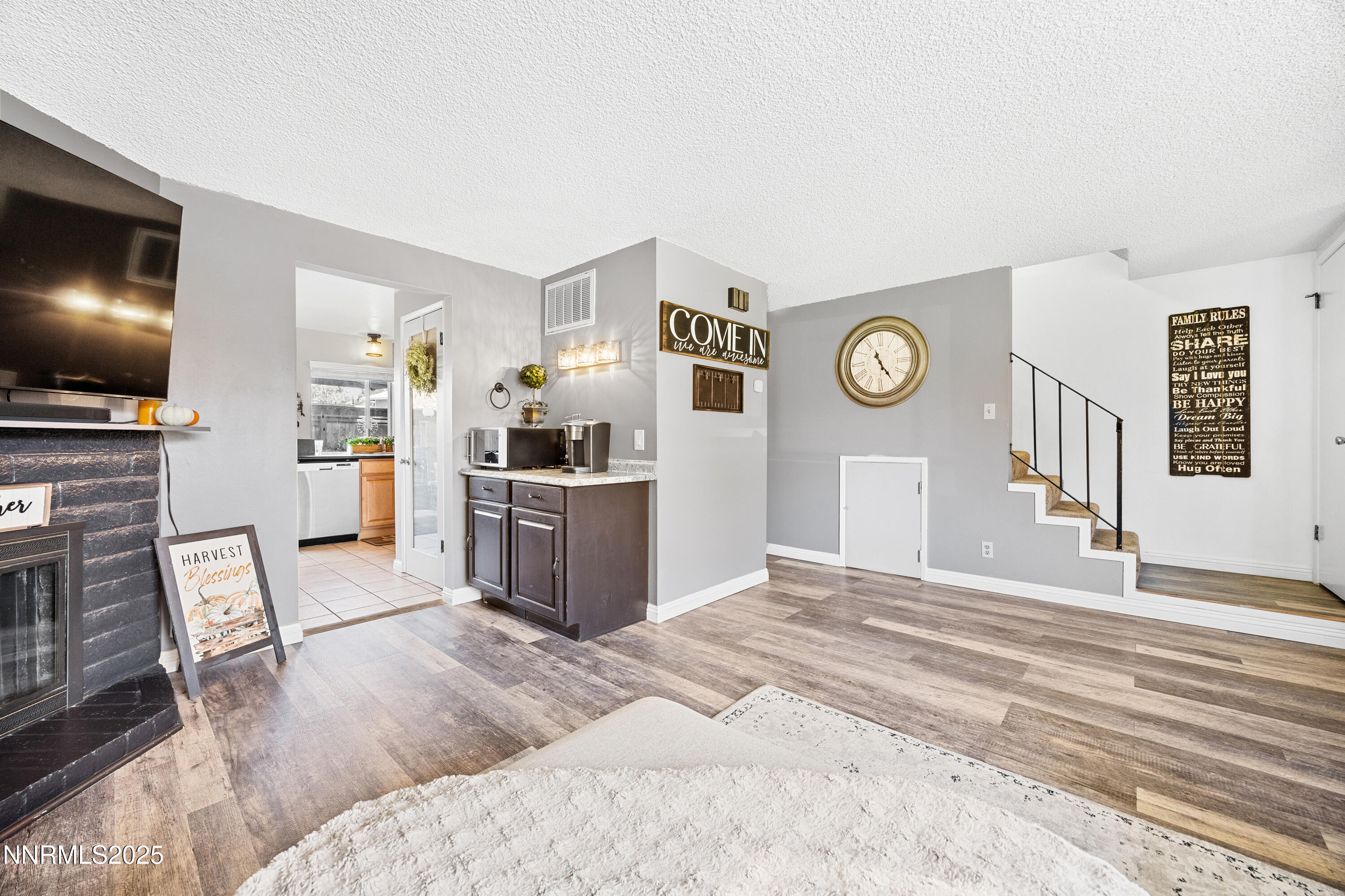 949 Crestwood Drive #3