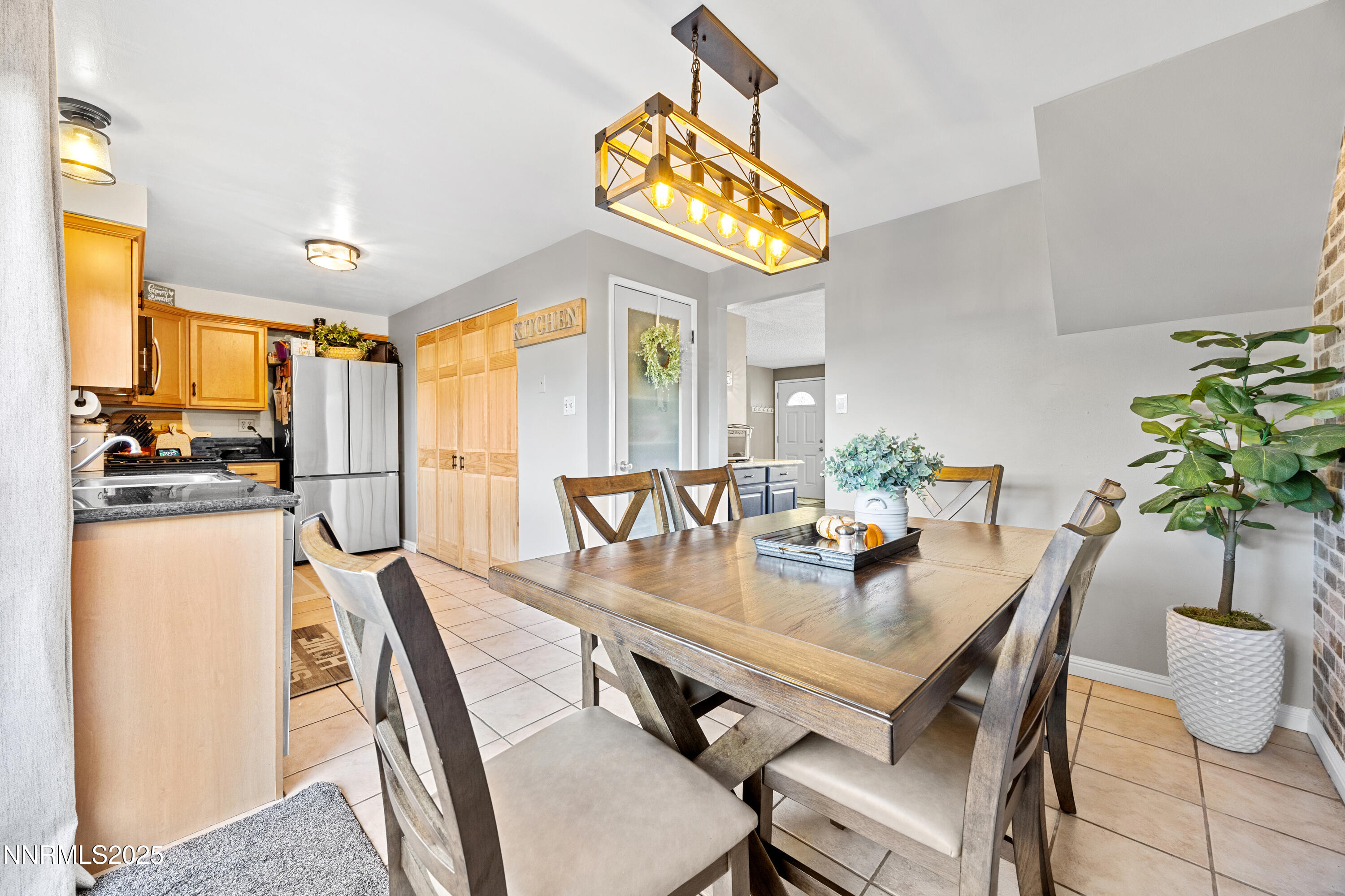 949 Crestwood Drive #3