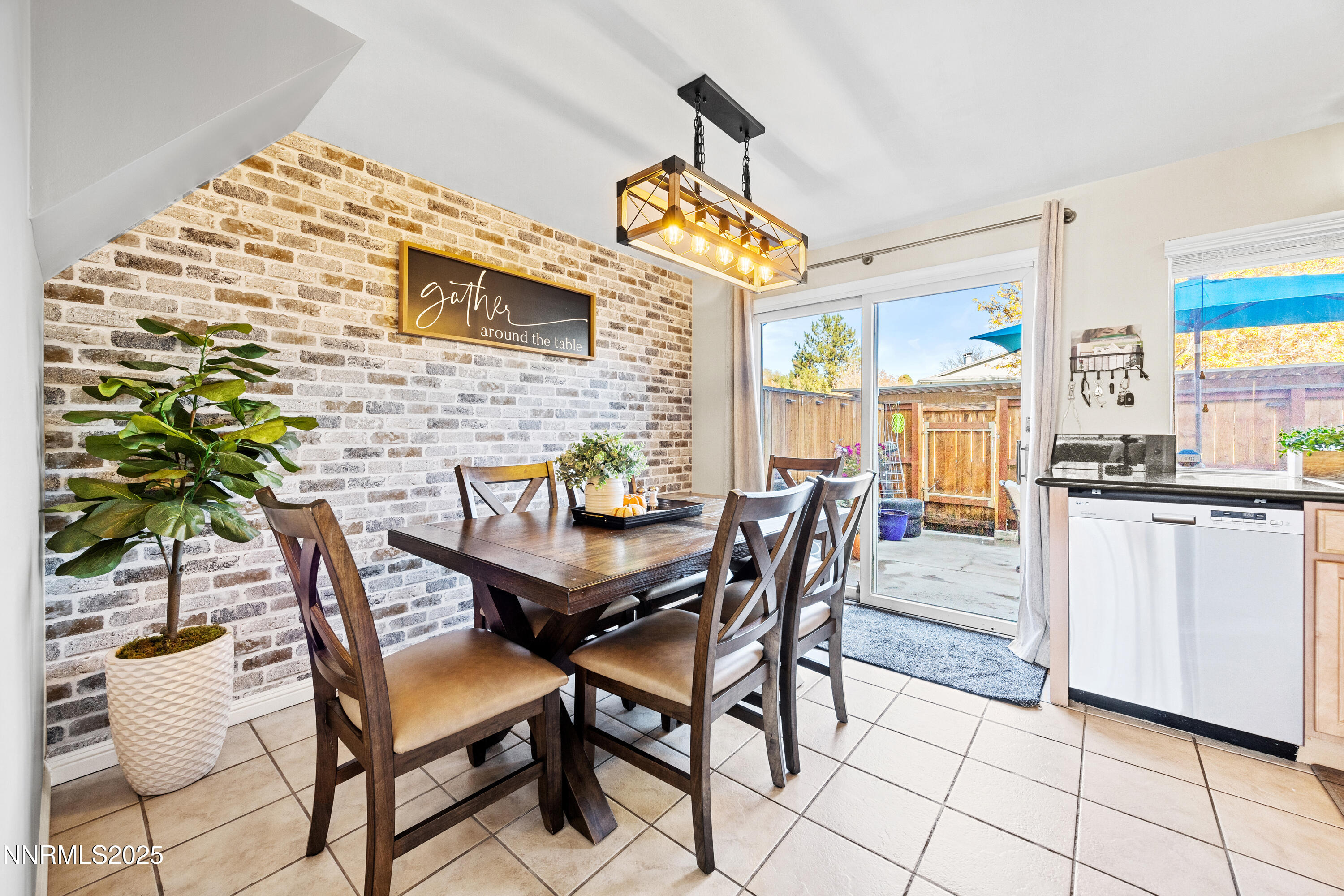 949 Crestwood Drive #3