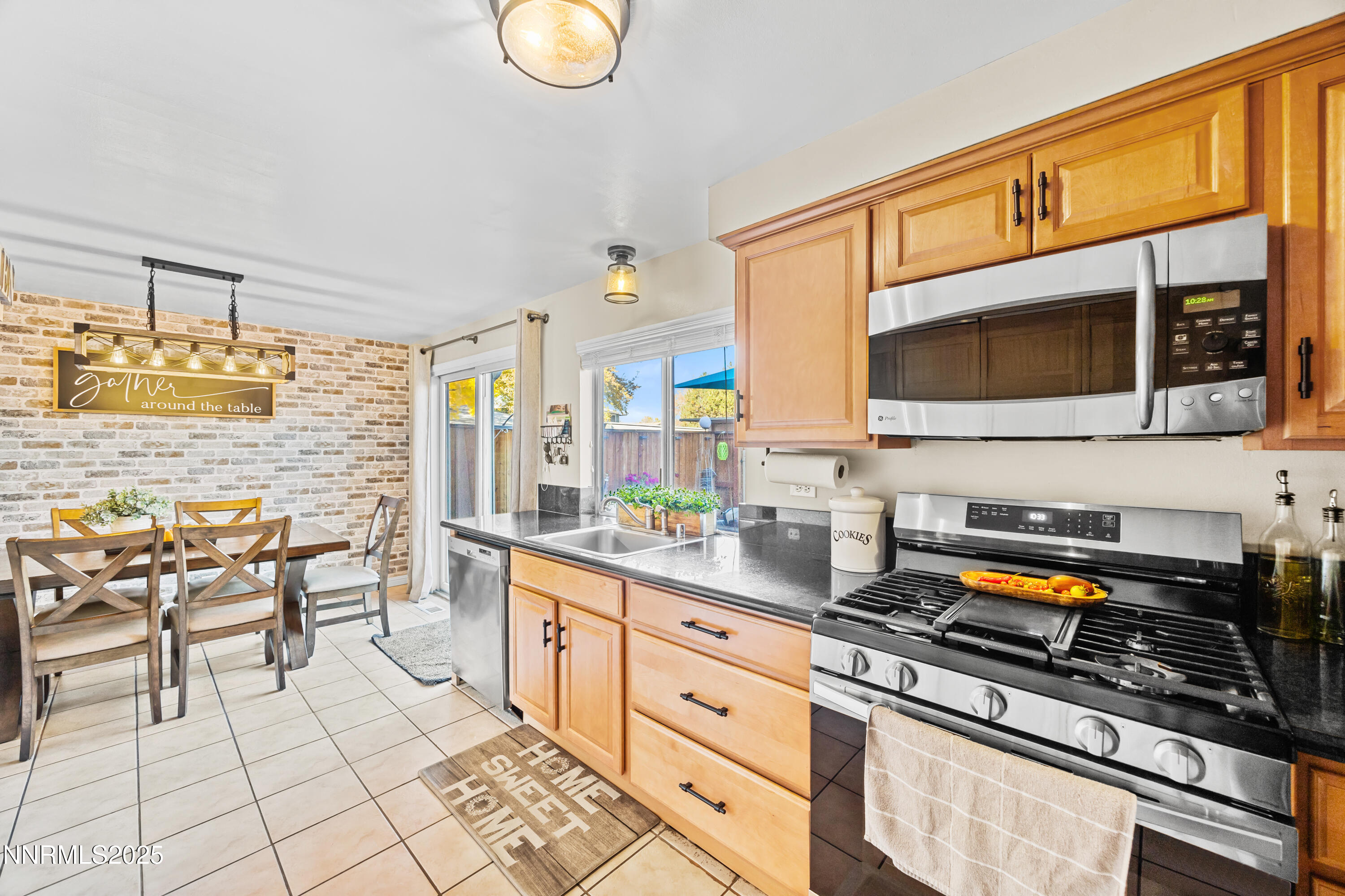 949 Crestwood Drive #3