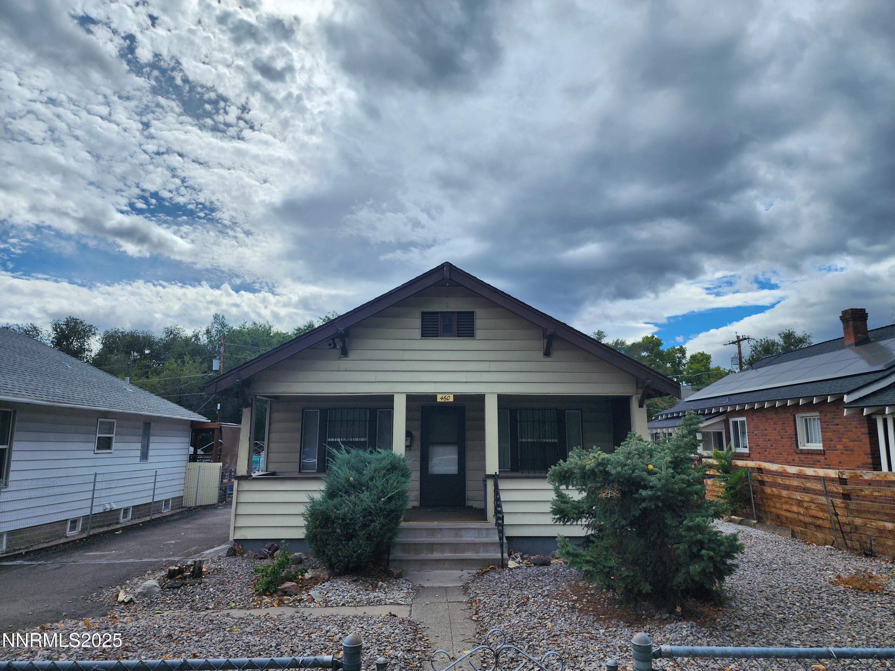 460 E 8th Street