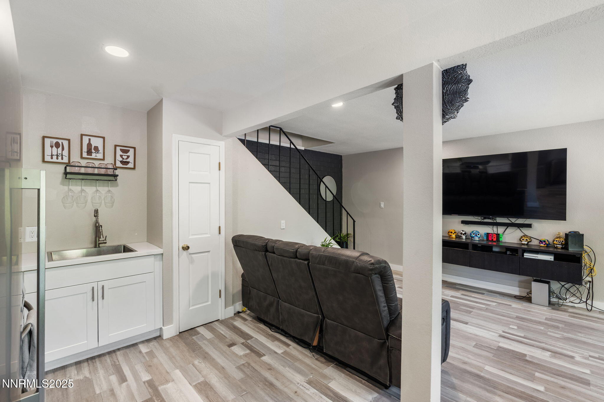 940 Jamaica Avenue 3