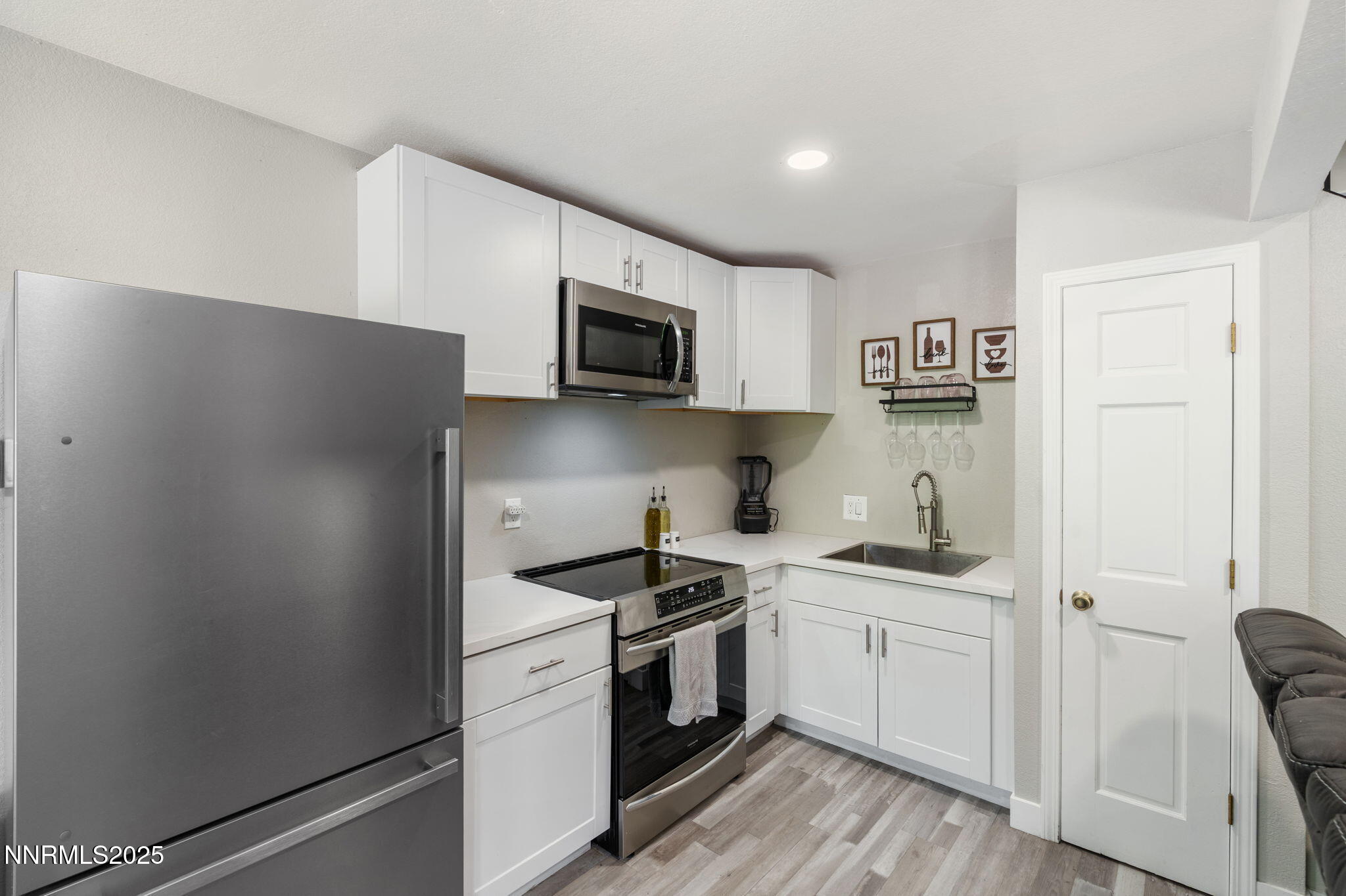 940 Jamaica Avenue 3