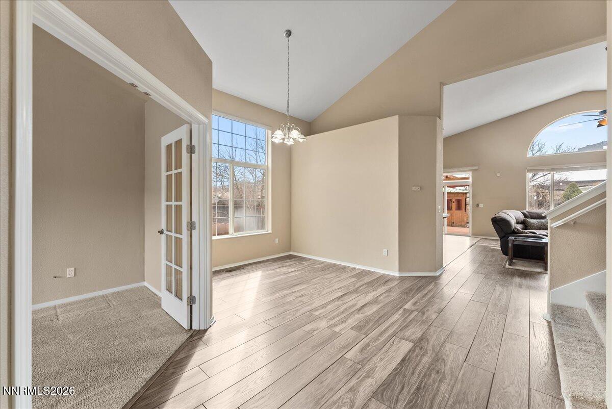 1295 Glendora Lane