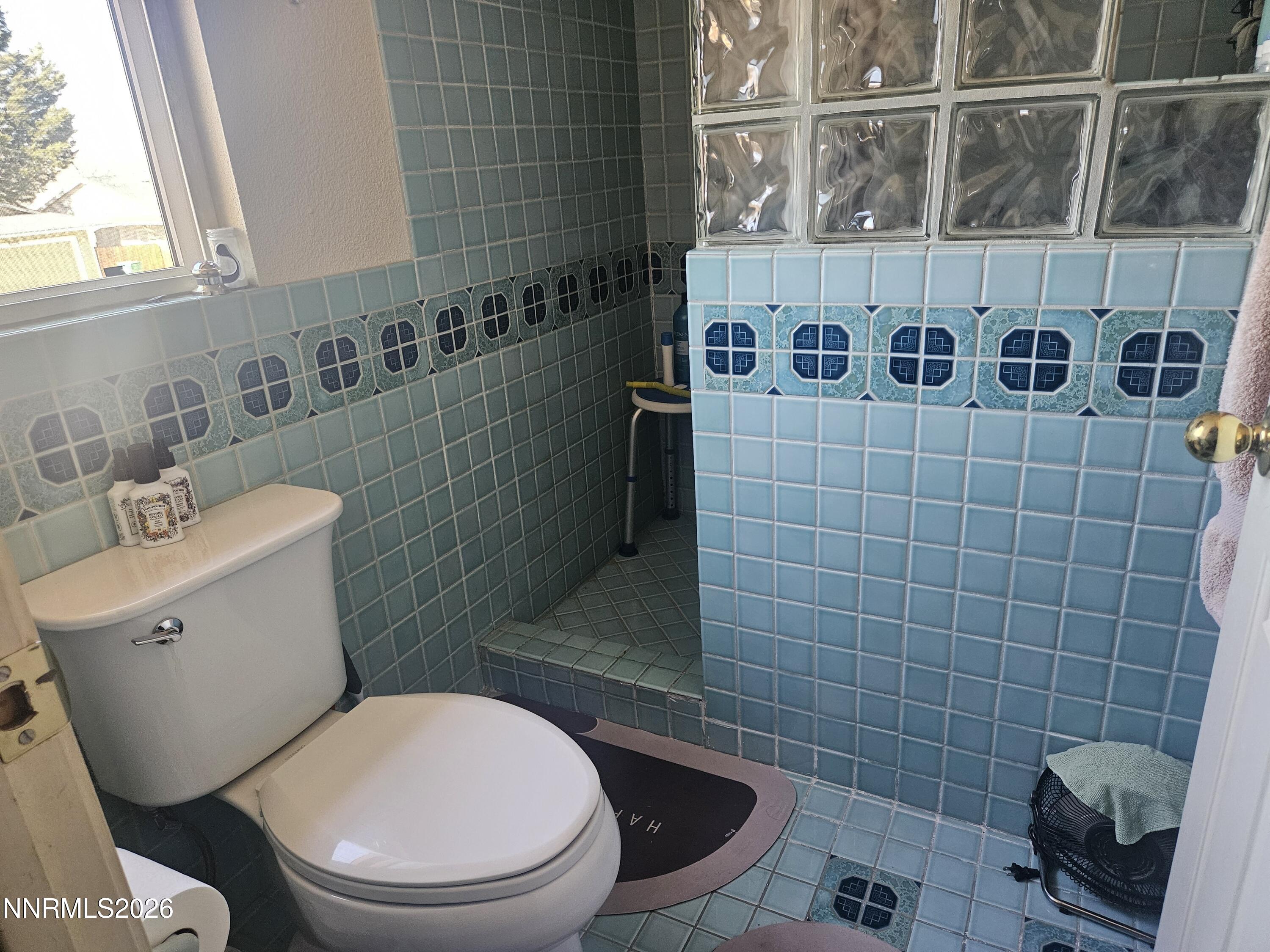 4360 Camino Lindo Way