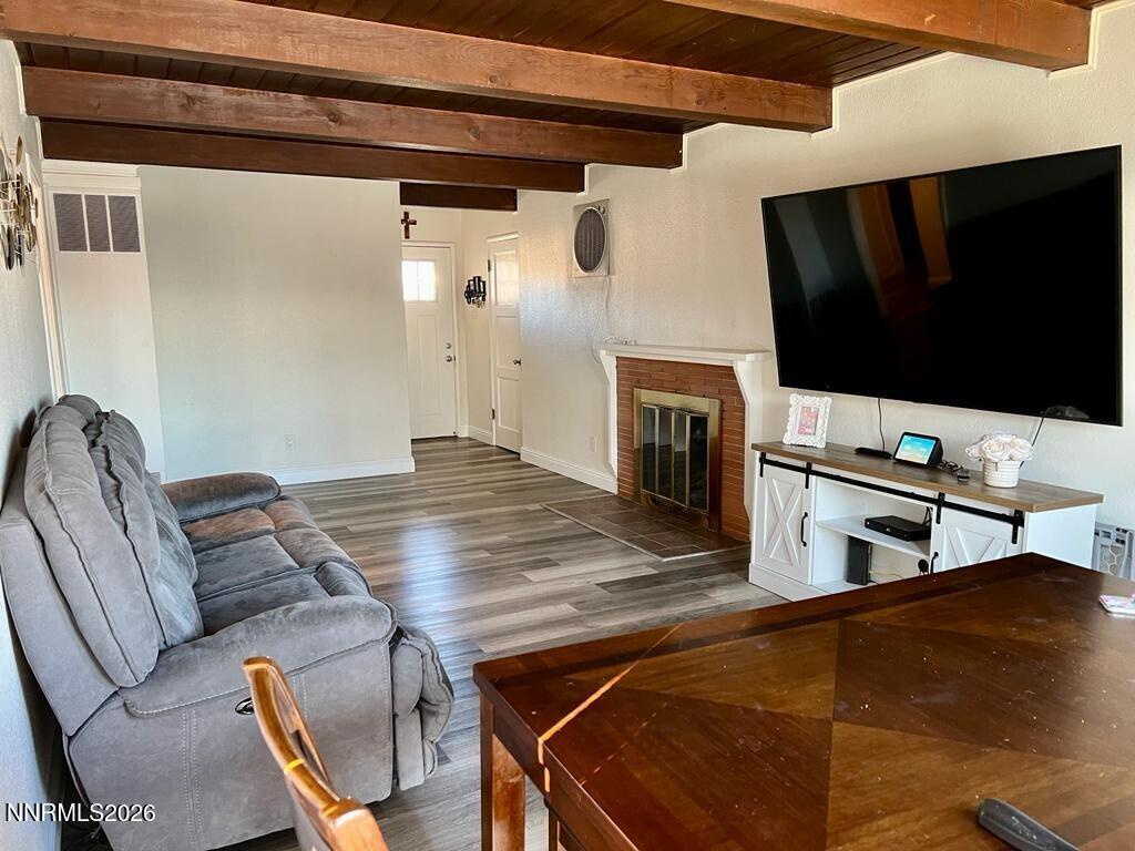 880 Southworth Drive