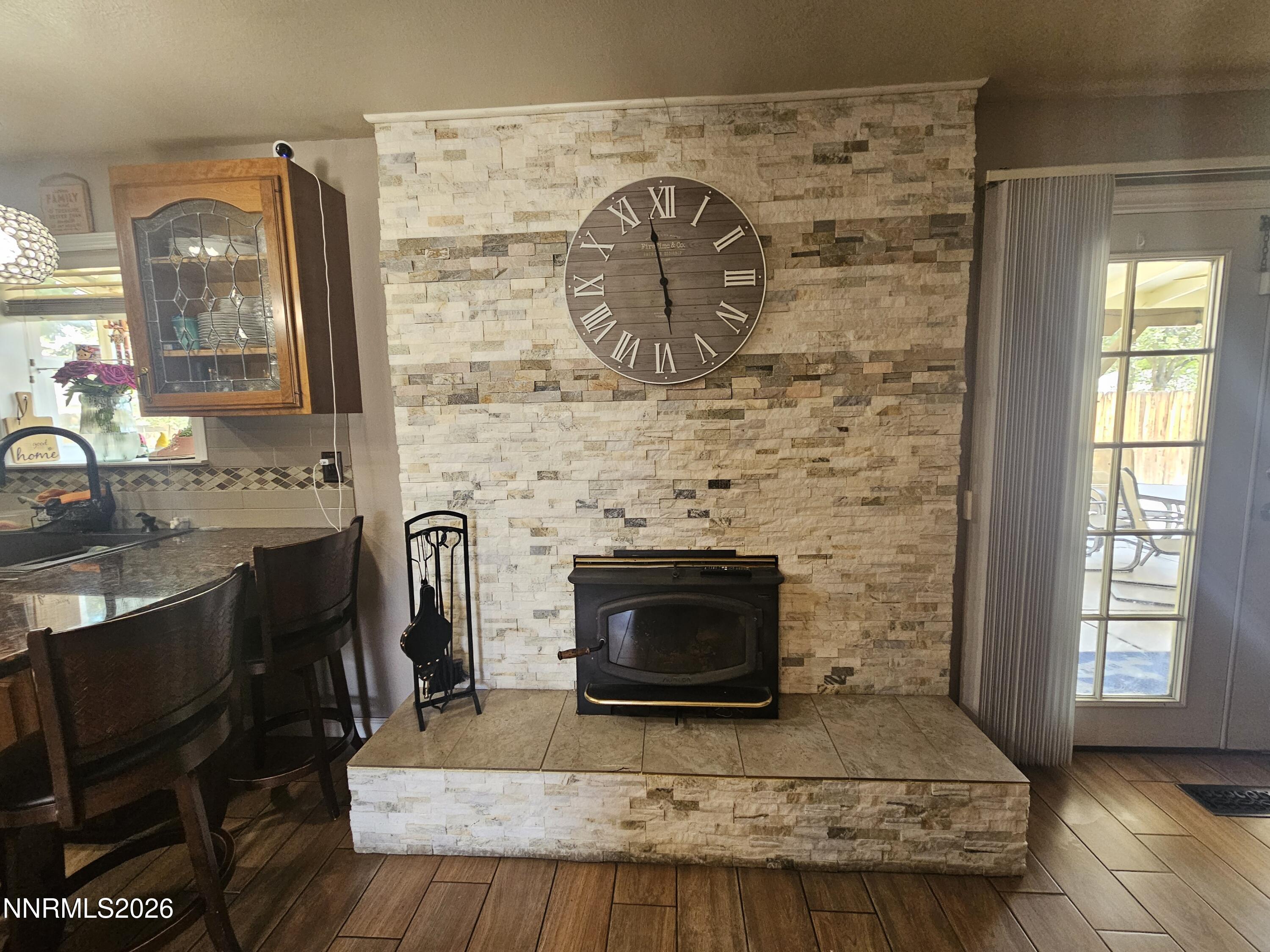 840 El Cortez Way