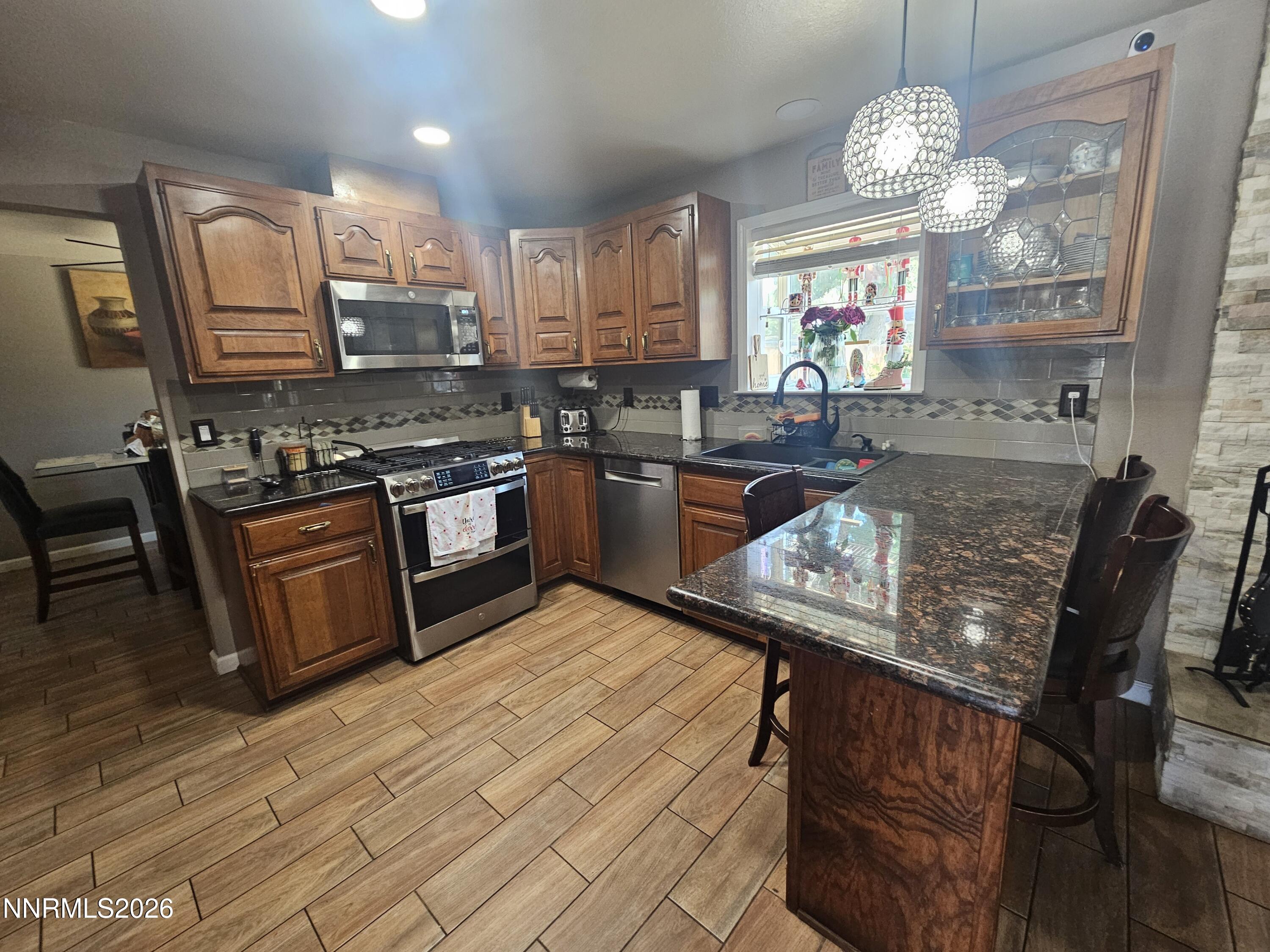 840 El Cortez Way