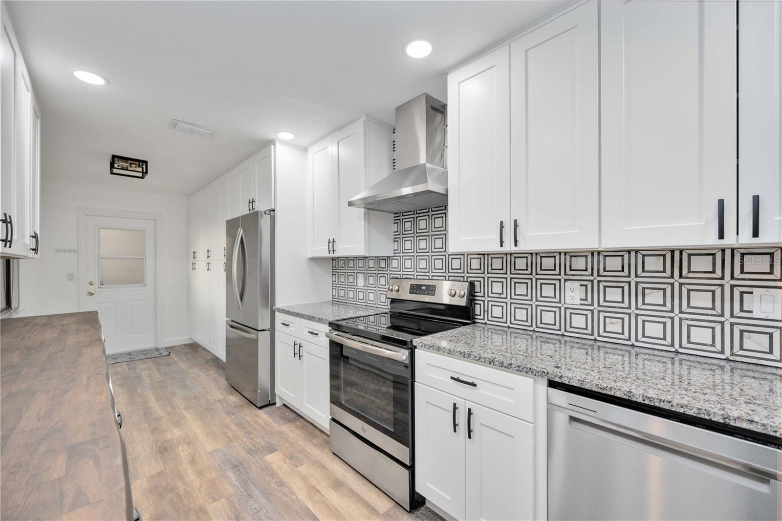 3404 AVENIDA MADERA #A