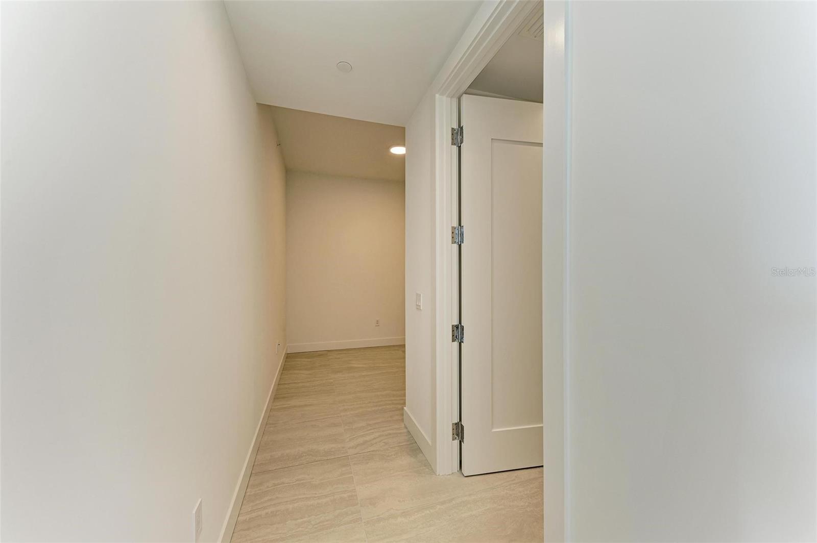 301 QUAY COMMONS #1508