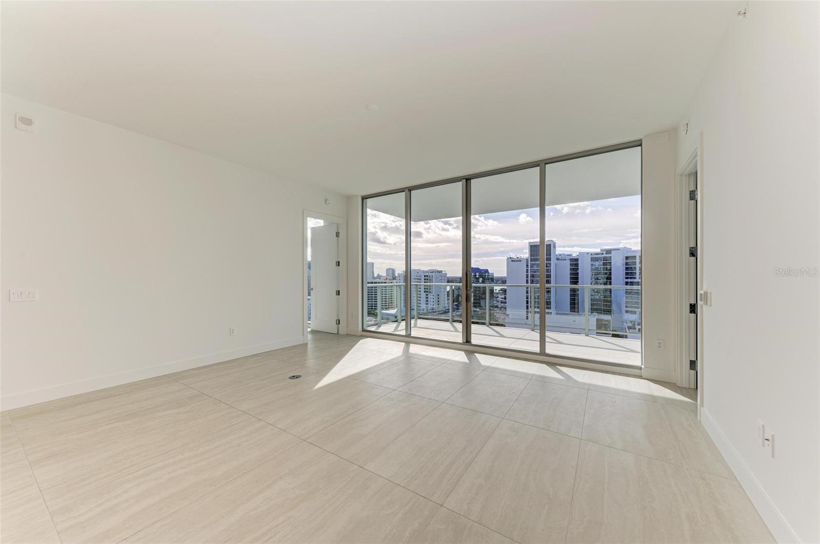 301 QUAY COMMONS #1508