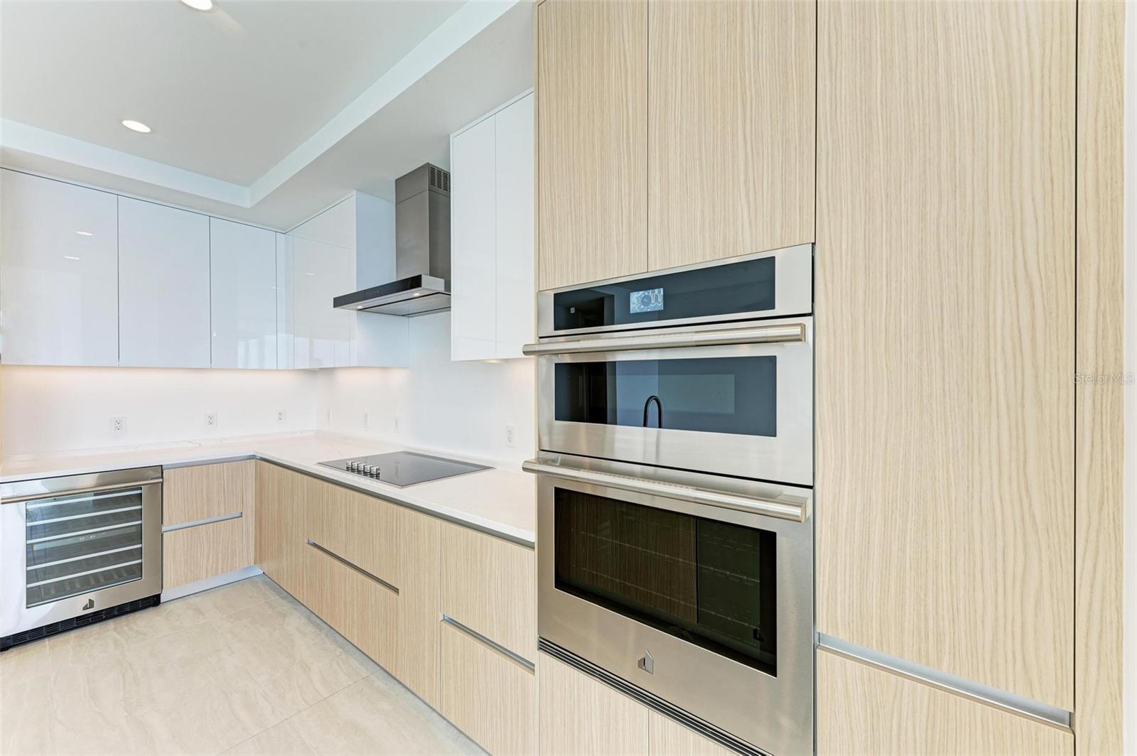 301 QUAY COMMONS #1508