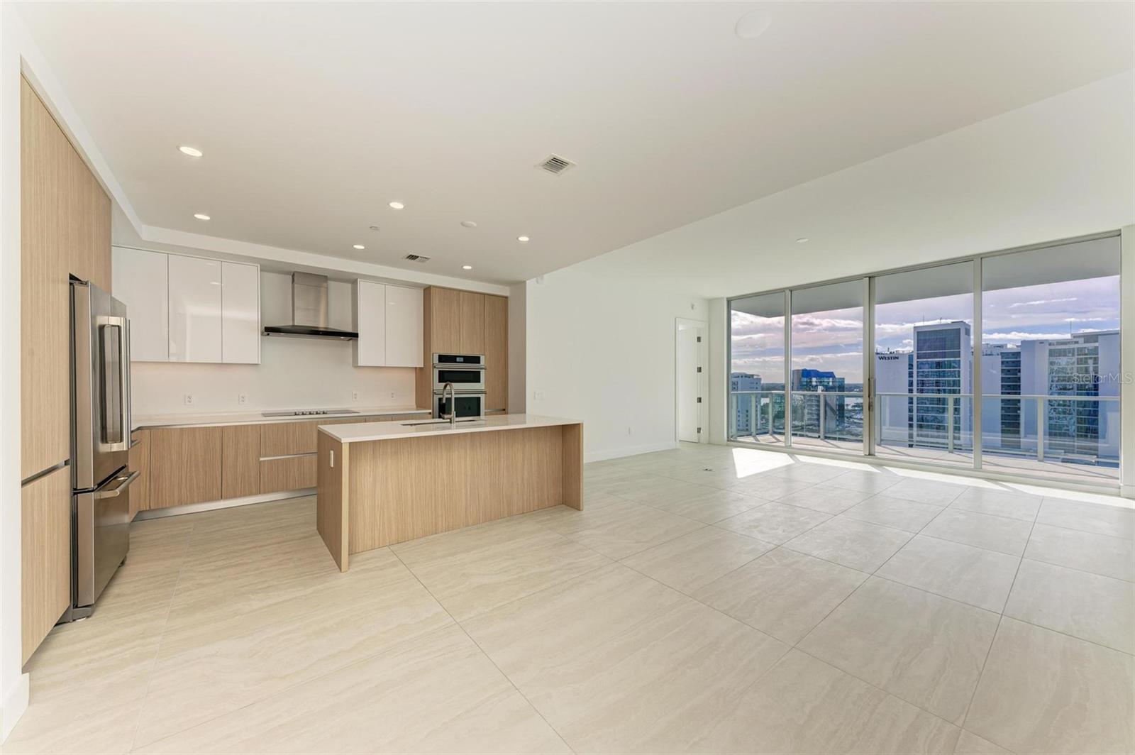 301 QUAY COMMONS #1508