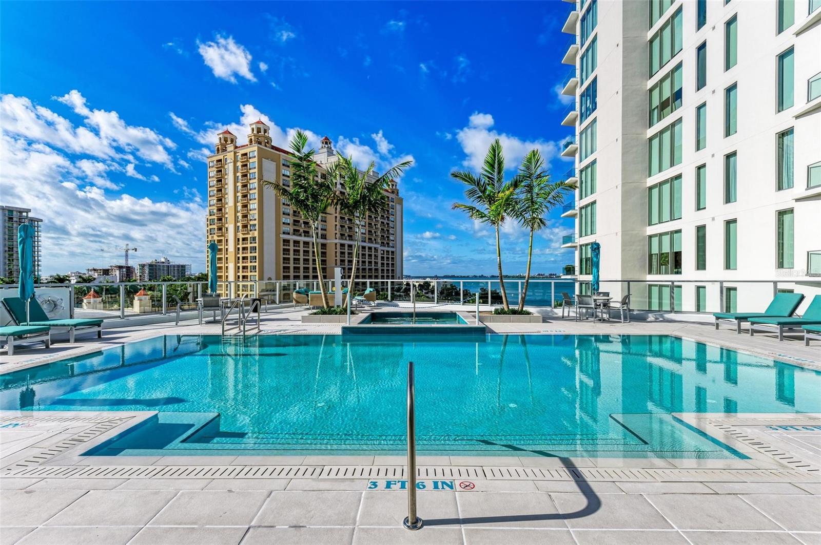 301 QUAY COMMONS #1508