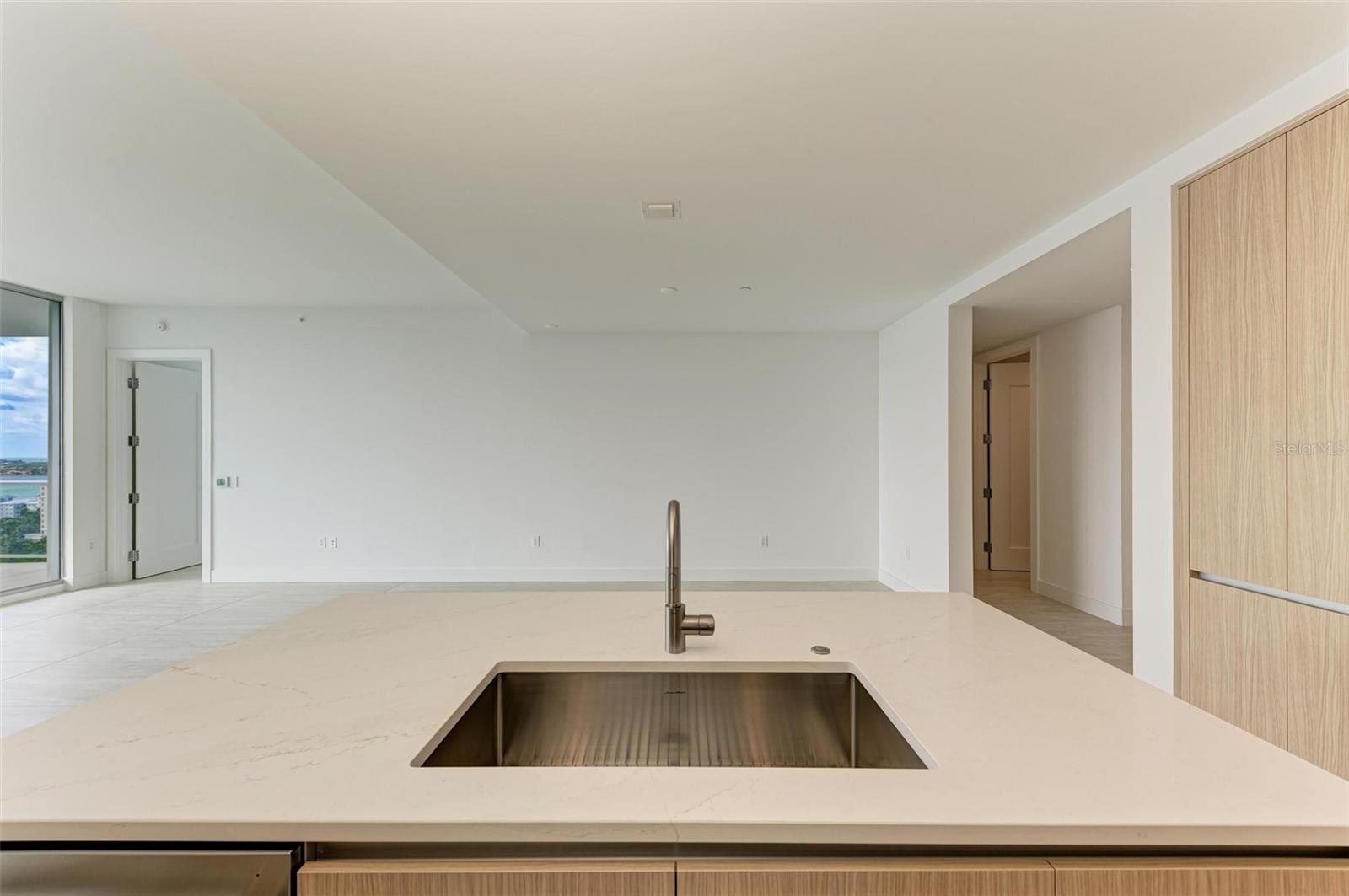 301 QUAY COMMONS #1508