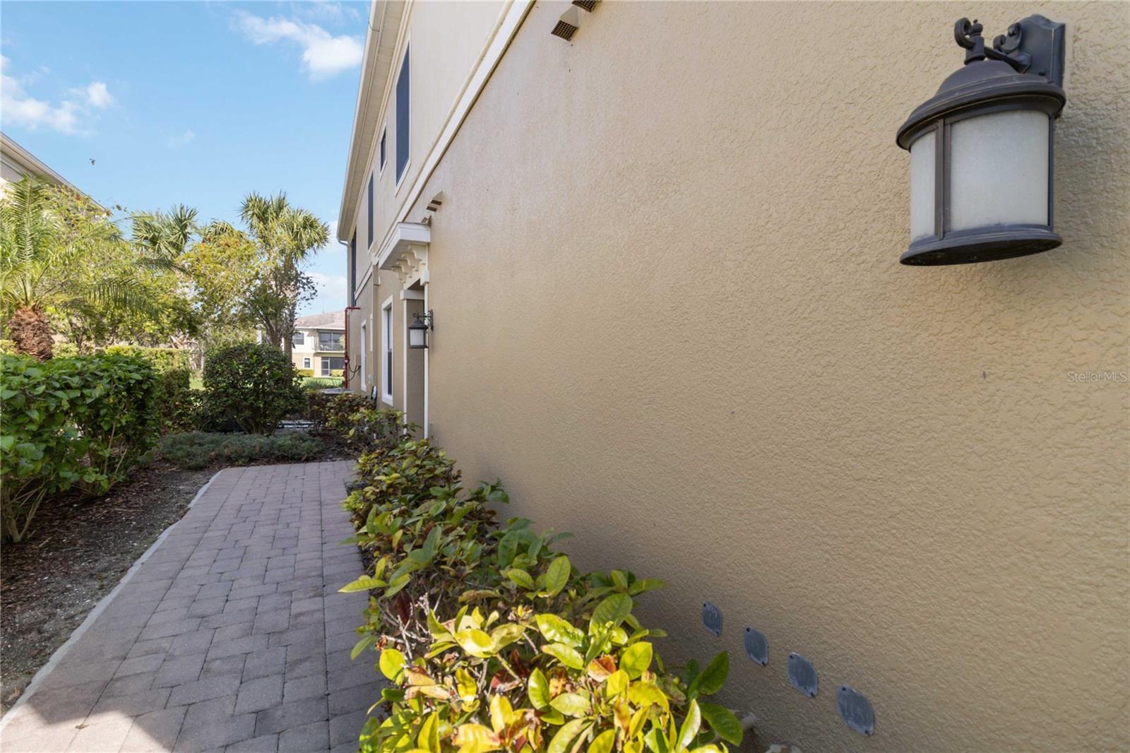 4164 OVERTURE CIR #530