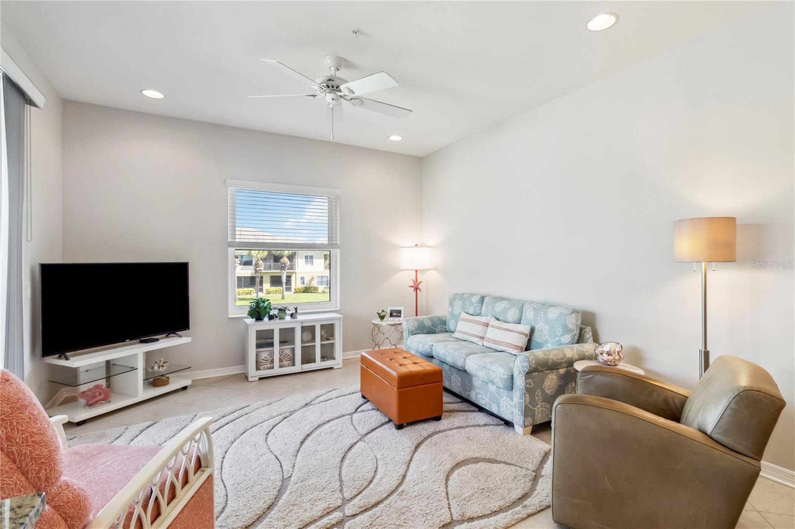 4164 OVERTURE CIR #530