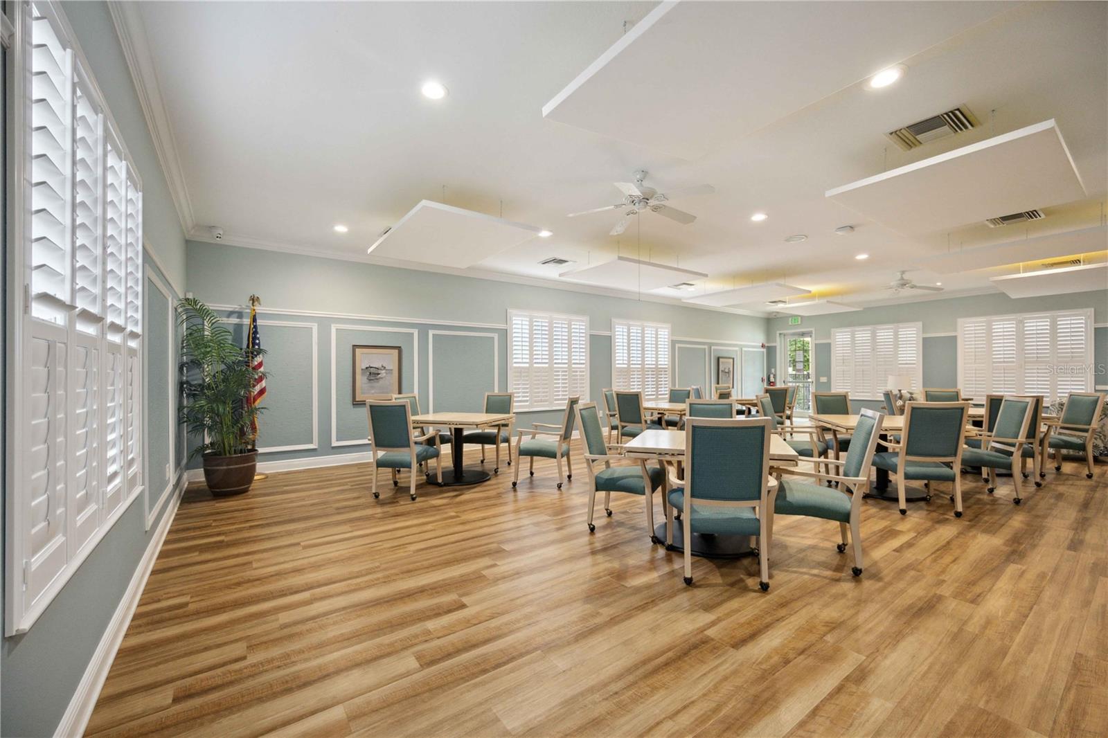 4164 OVERTURE CIR #530