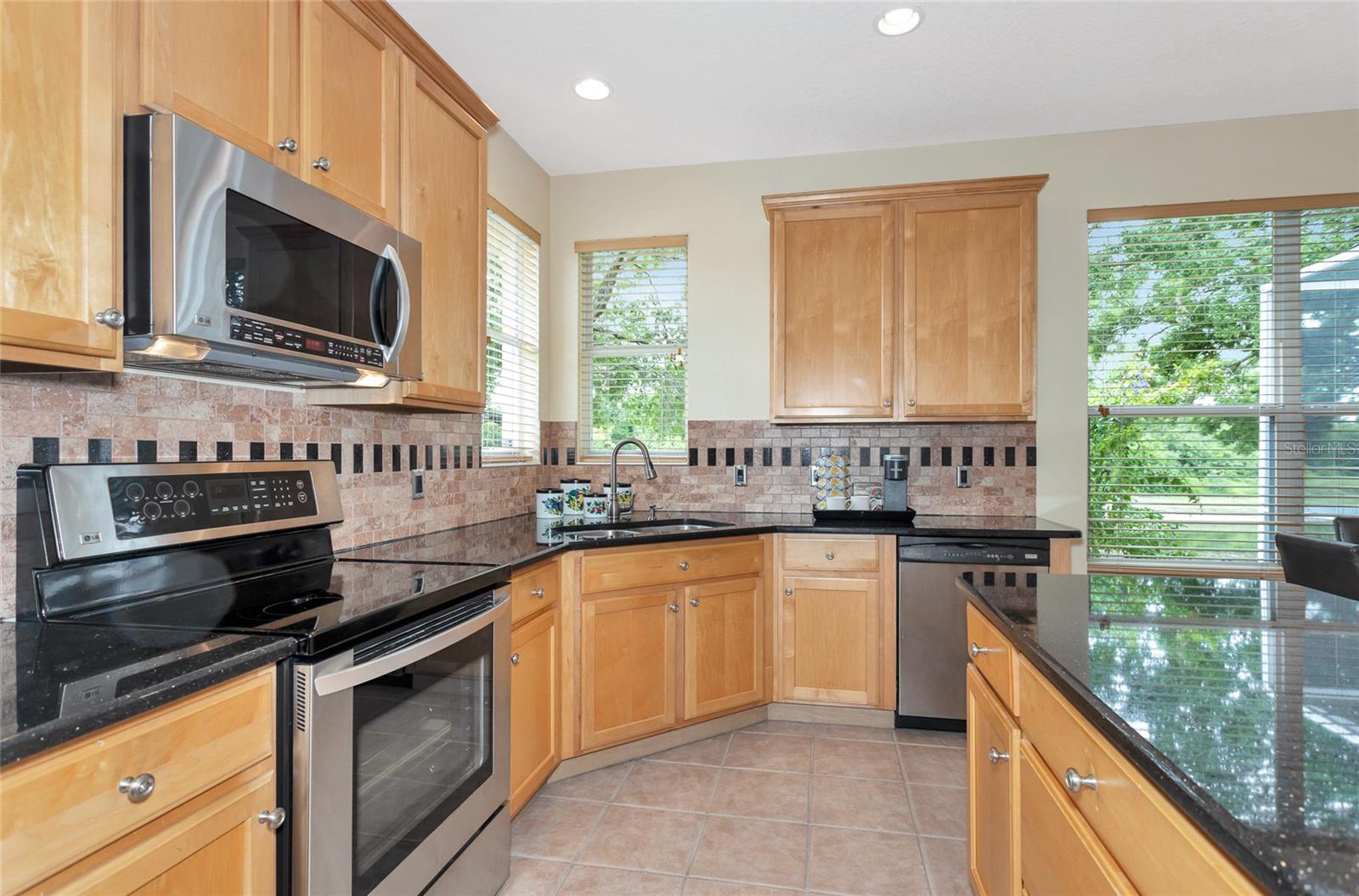 7135 46TH AVENUE CIR E