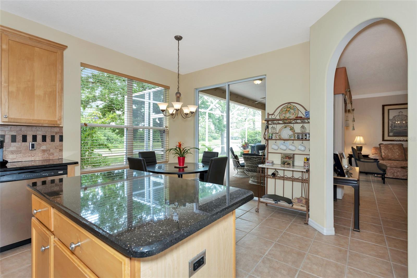 7135 46TH AVENUE CIR E