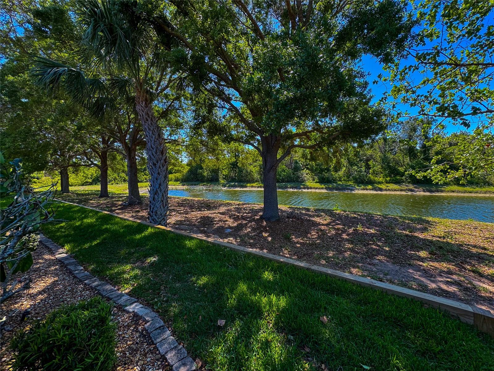 7135 46TH AVENUE CIR E