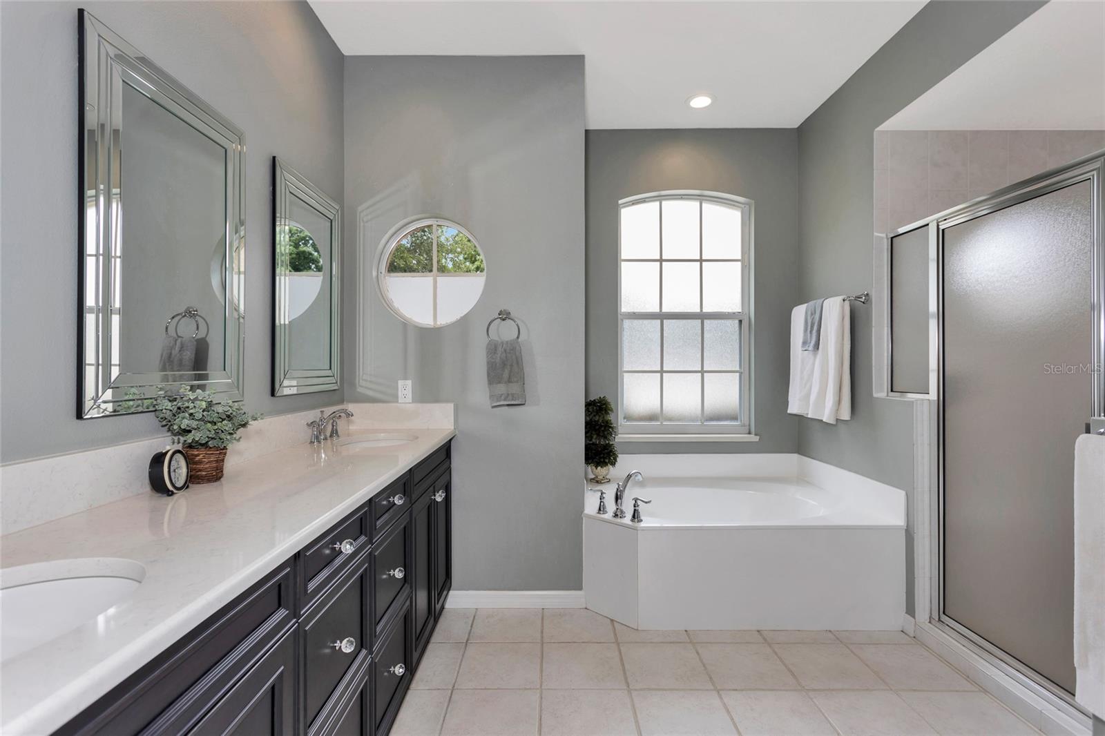 7135 46TH AVENUE CIR E