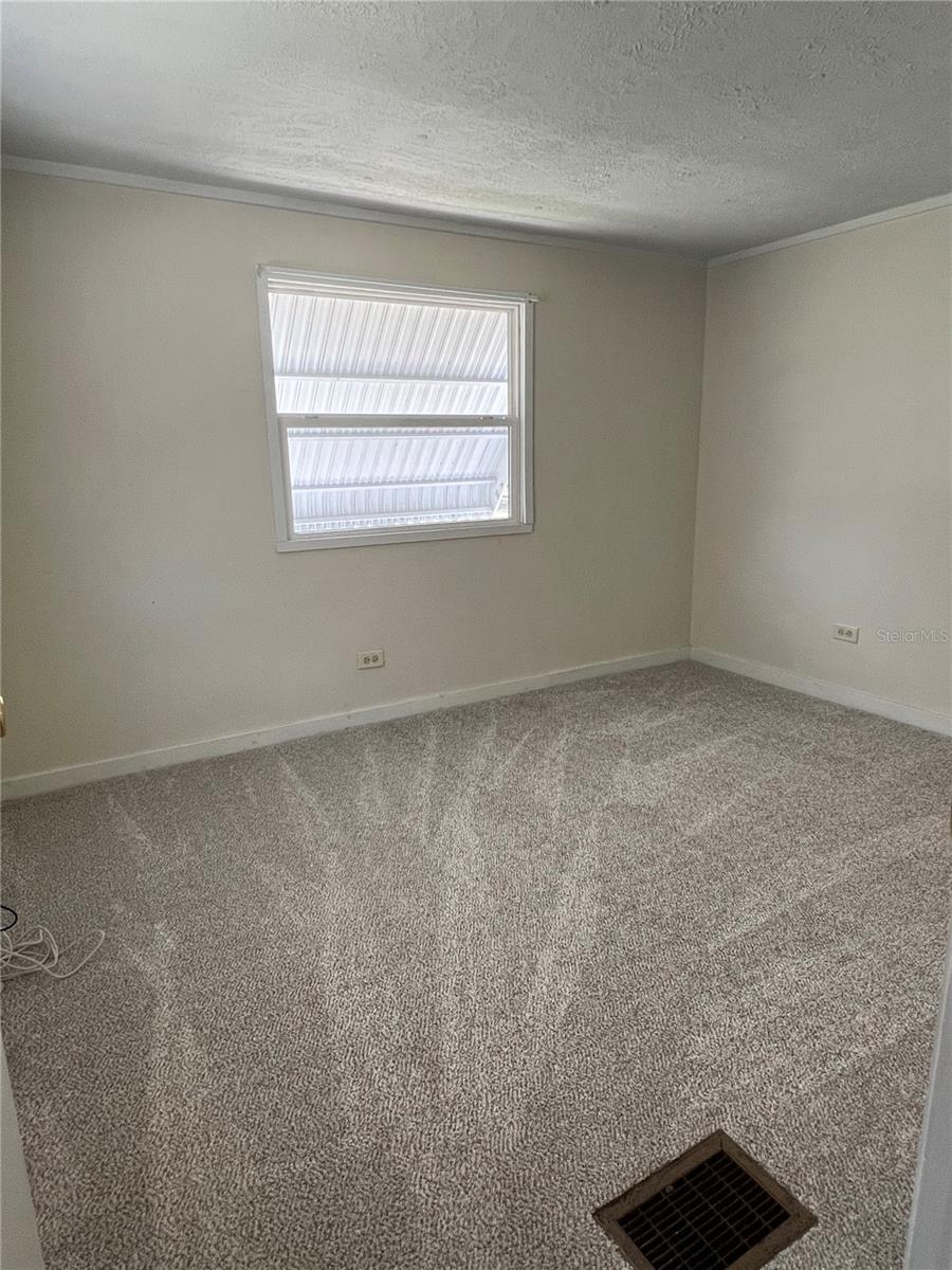 38741 NEW JERSEY AVE