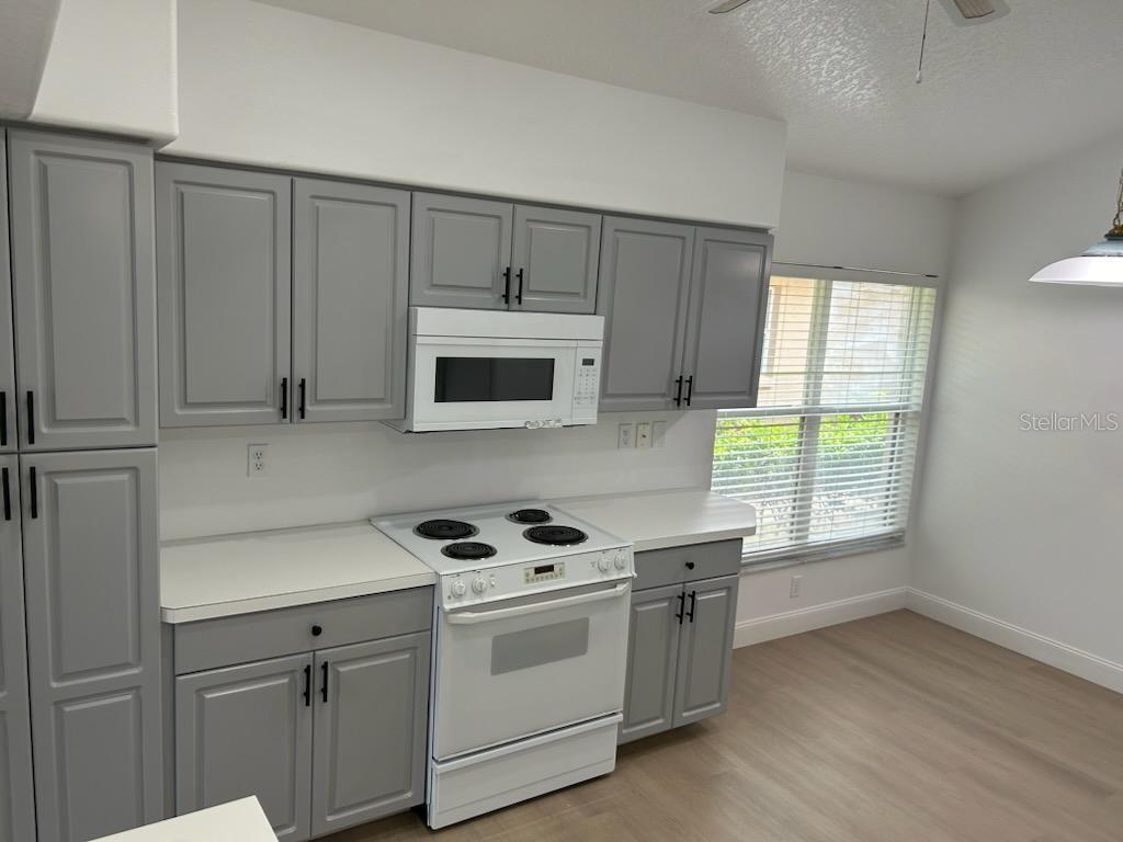 4580 DEER TRAIL BLVD