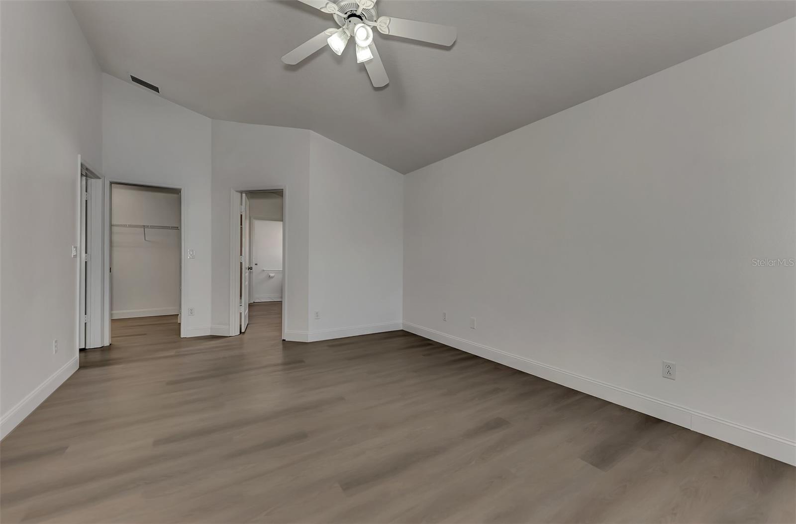 4580 DEER TRAIL BLVD