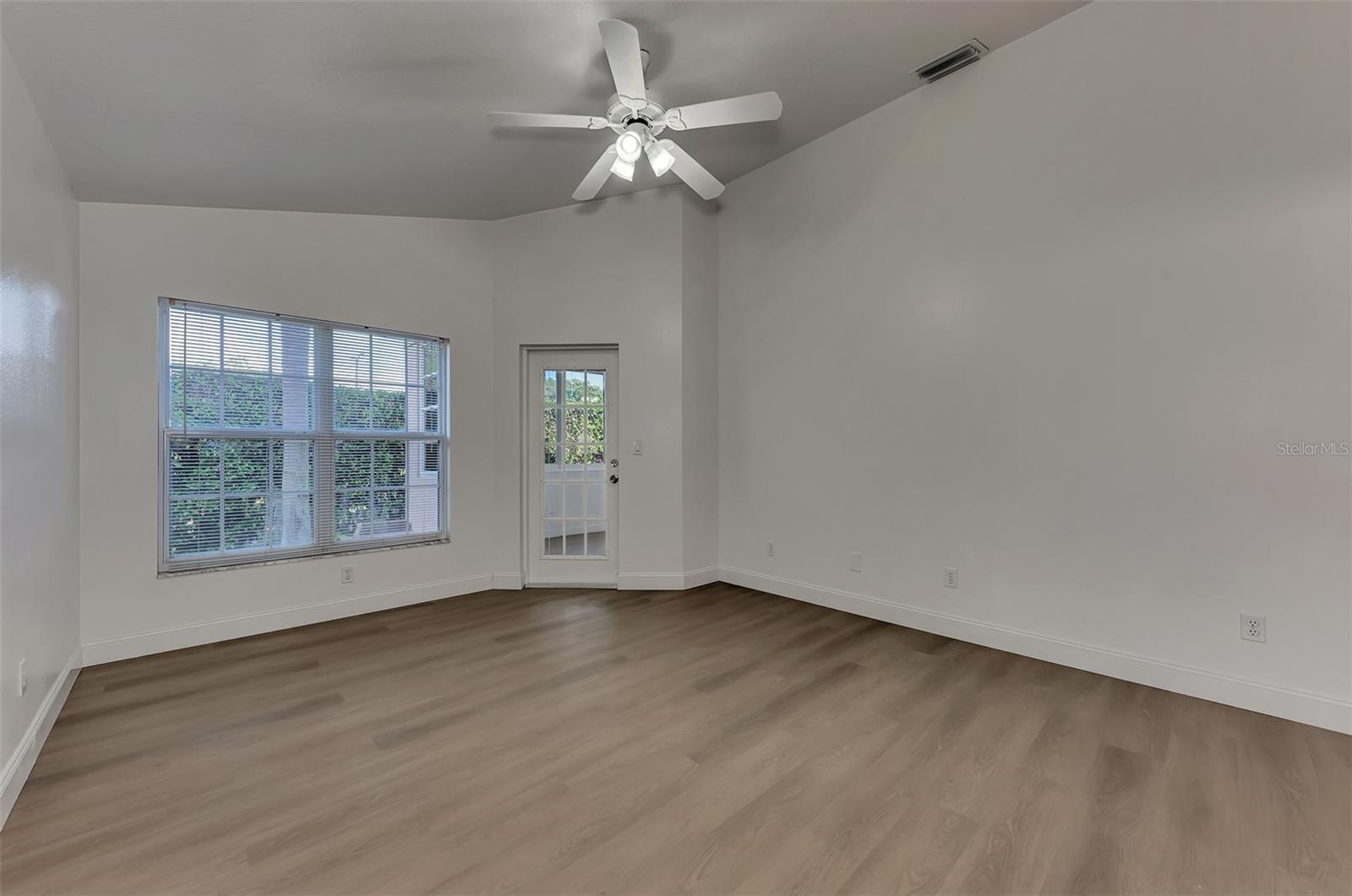 4580 DEER TRAIL BLVD