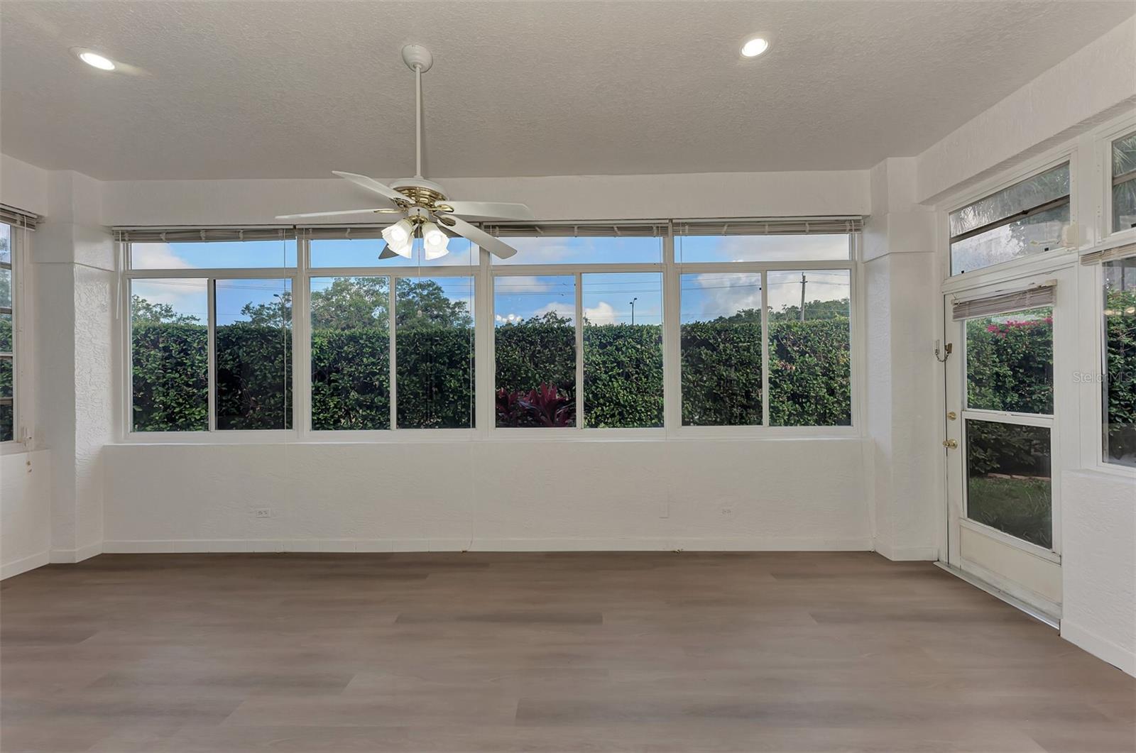 4580 DEER TRAIL BLVD