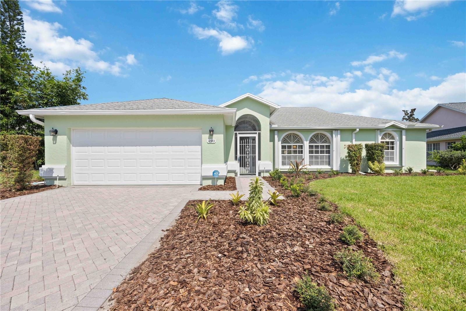 4553 HAMLETS GROVE DR