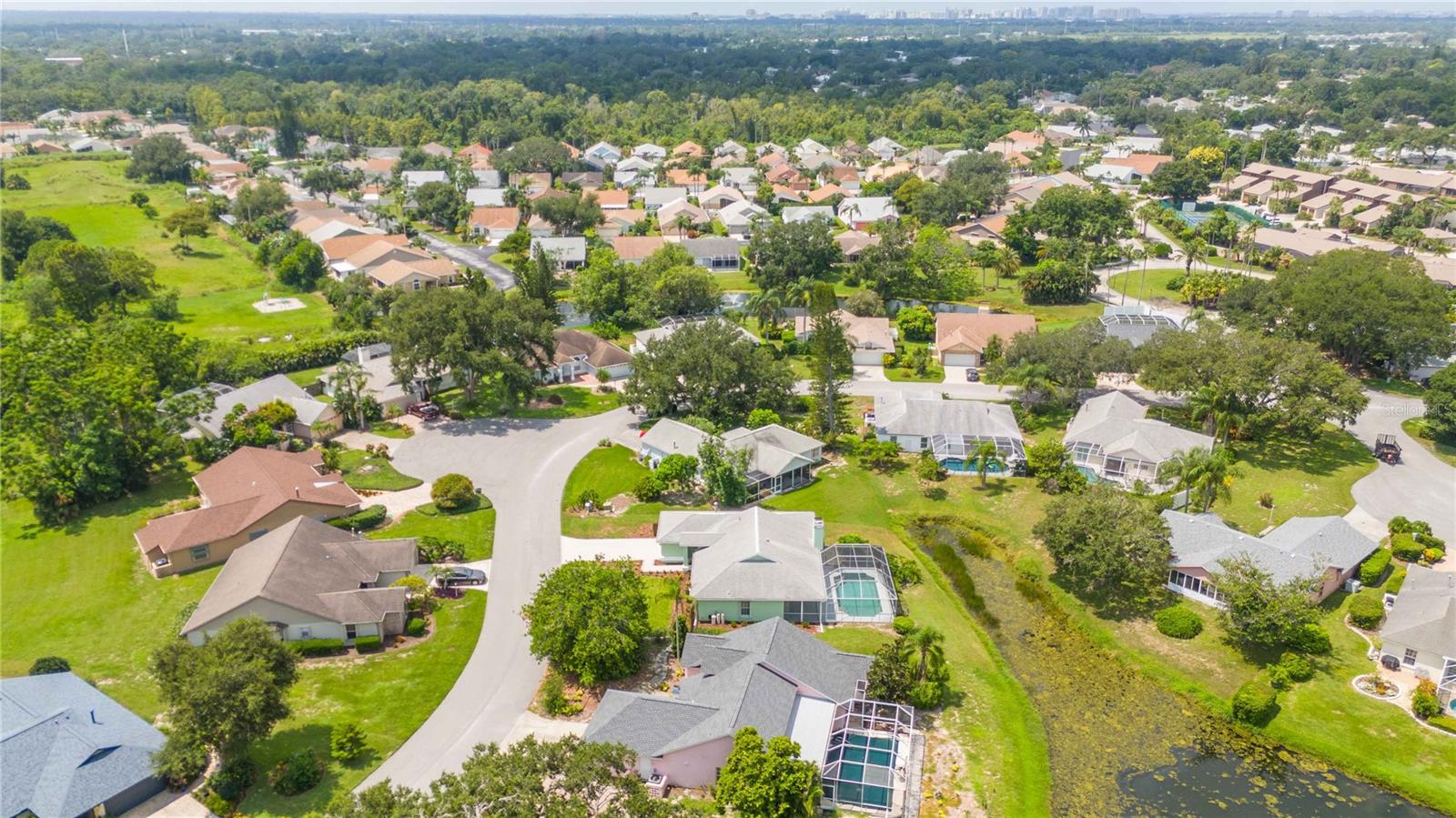 4553 HAMLETS GROVE DR