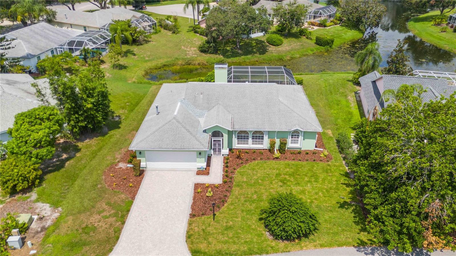 4553 HAMLETS GROVE DR