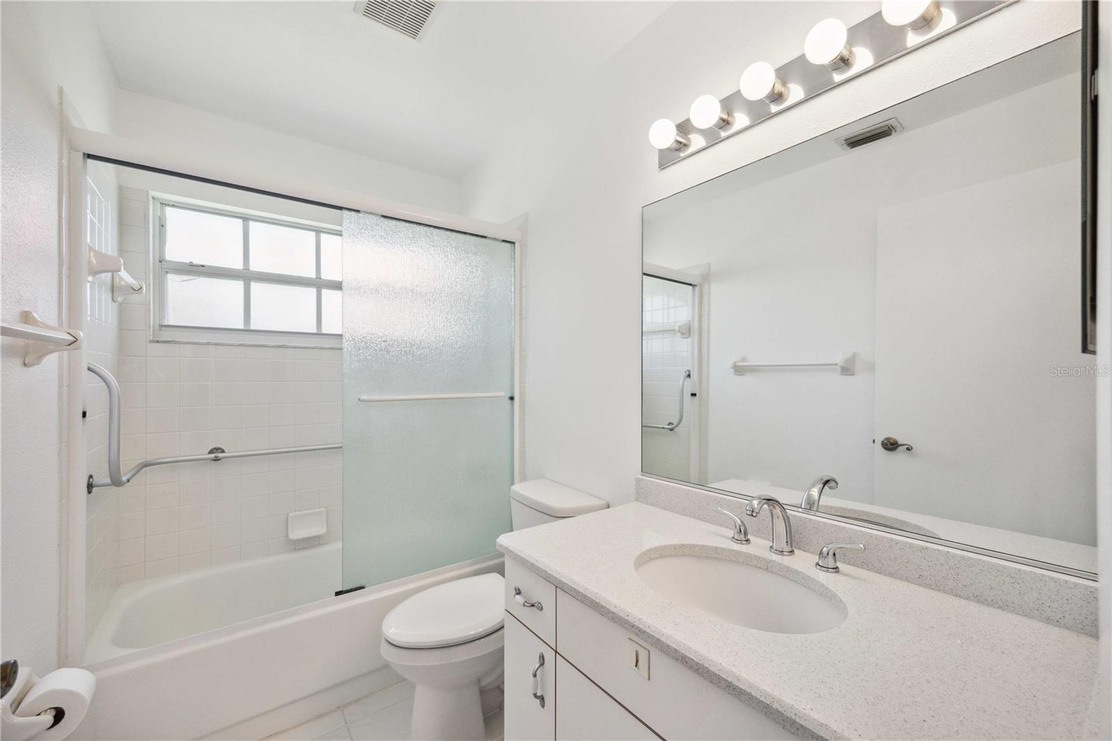 4553 HAMLETS GROVE DR