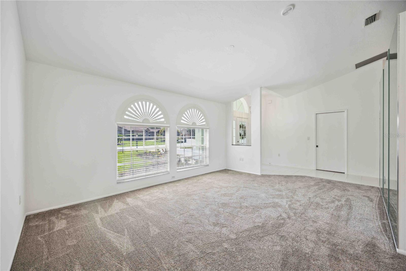 4553 HAMLETS GROVE DR