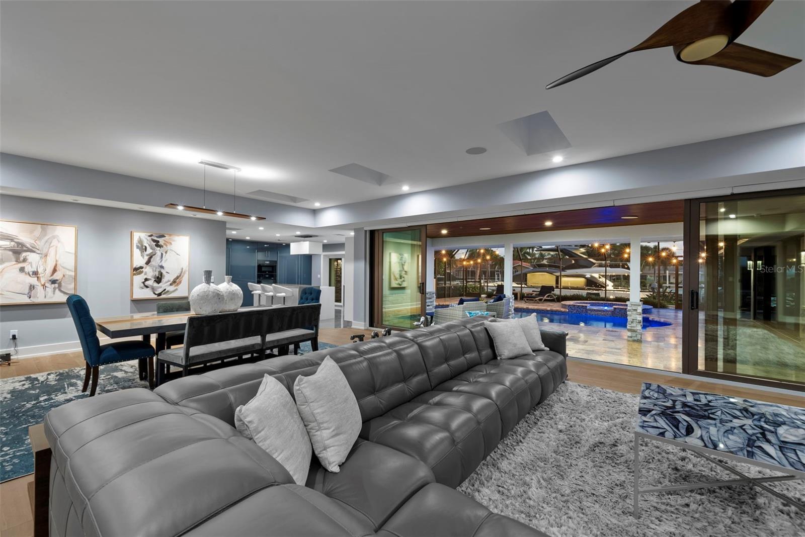 382 BOB WHITE DR