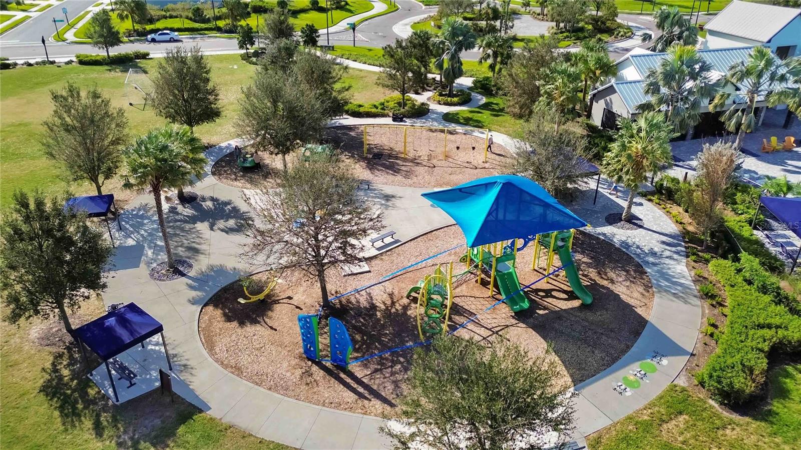 9066 ROYAL RIVER CIR