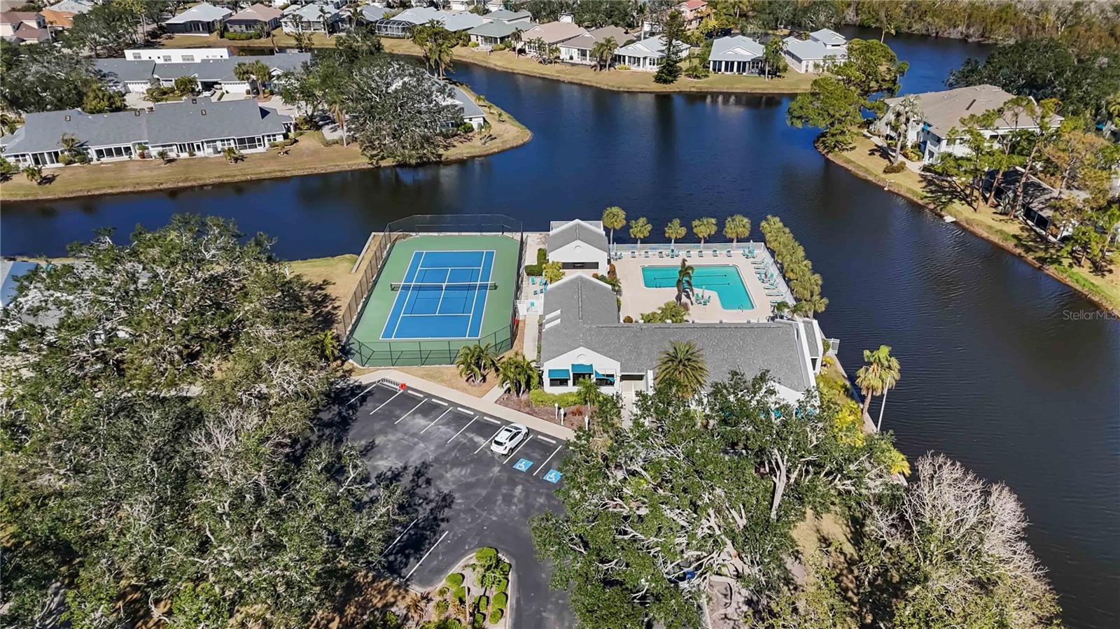 11124 SANCTUARY DR