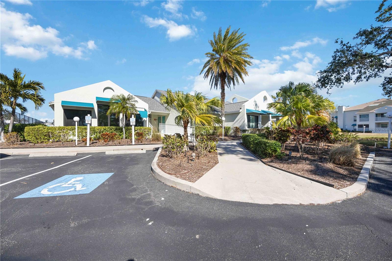 11124 SANCTUARY DR