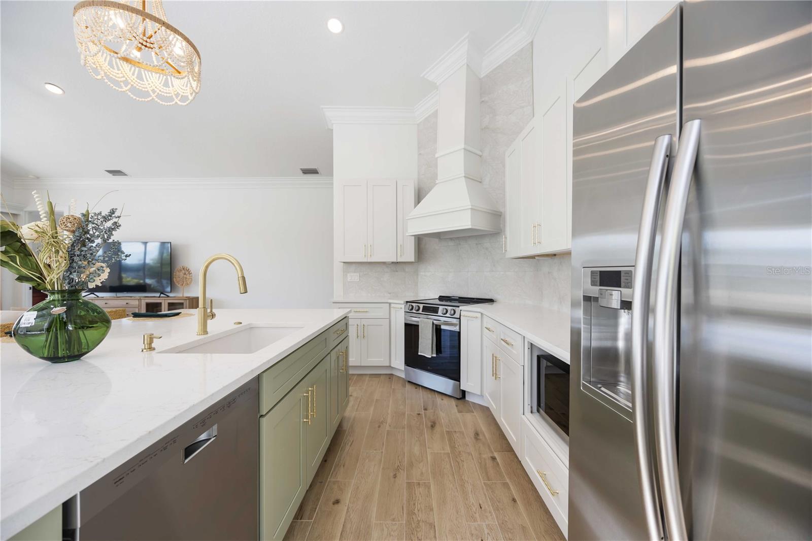 11124 SANCTUARY DR