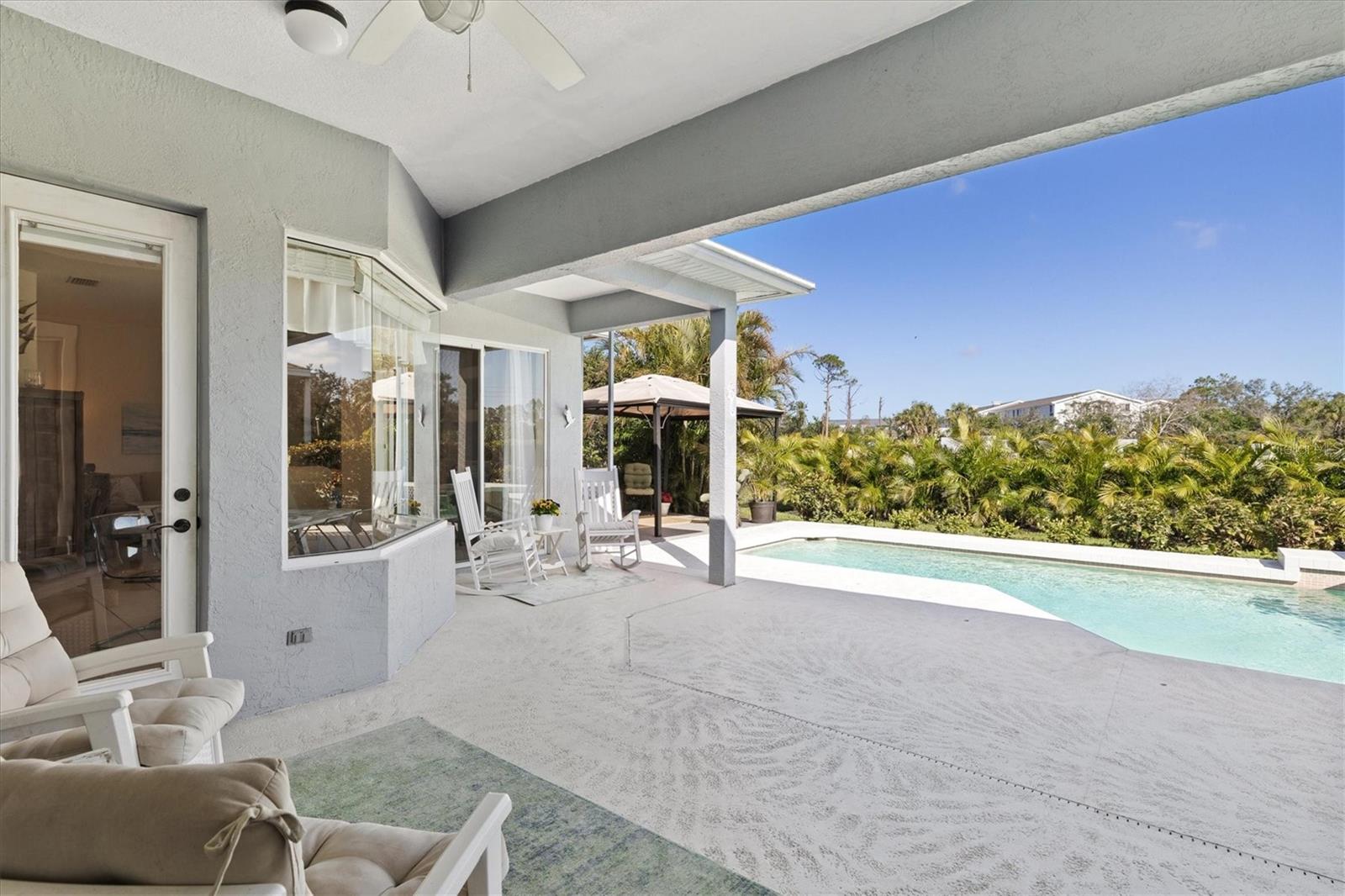 7453 FEATHERSTONE BLVD