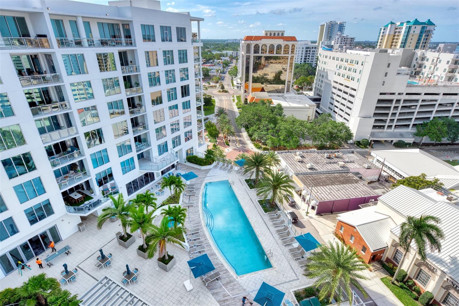 111 S PINEAPPLE AVE #915