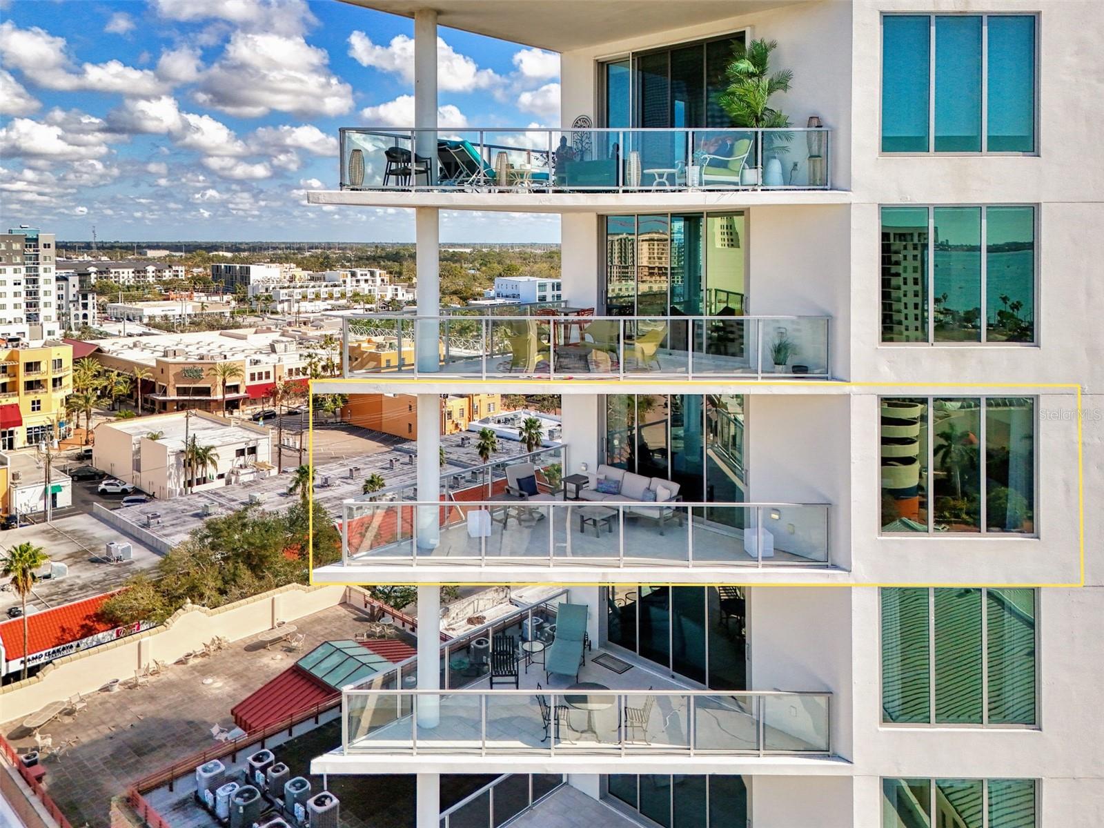 111 S PINEAPPLE AVE #915