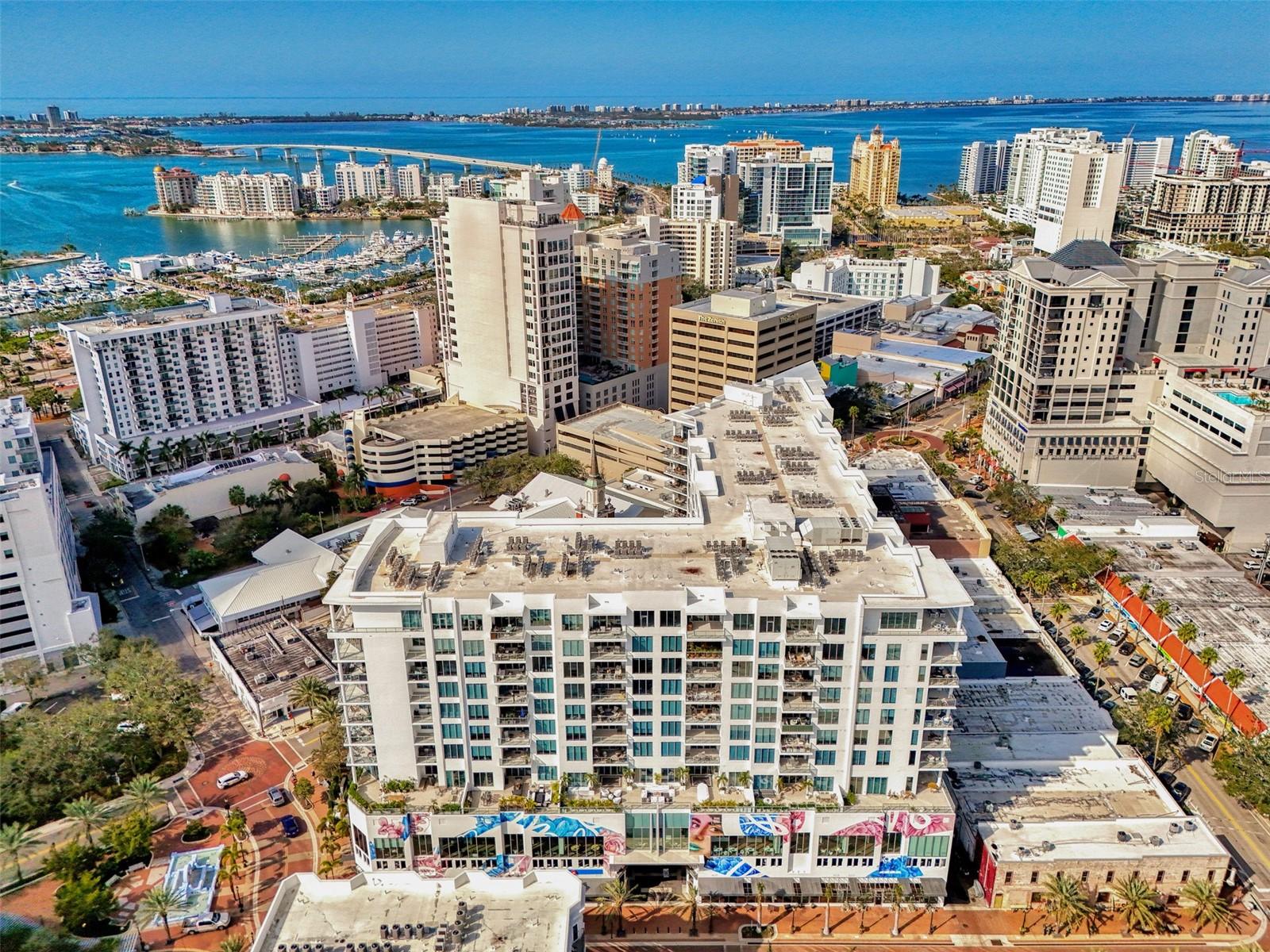 111 S PINEAPPLE AVE #915