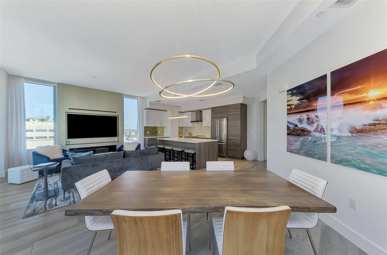 111 S PINEAPPLE AVE #915