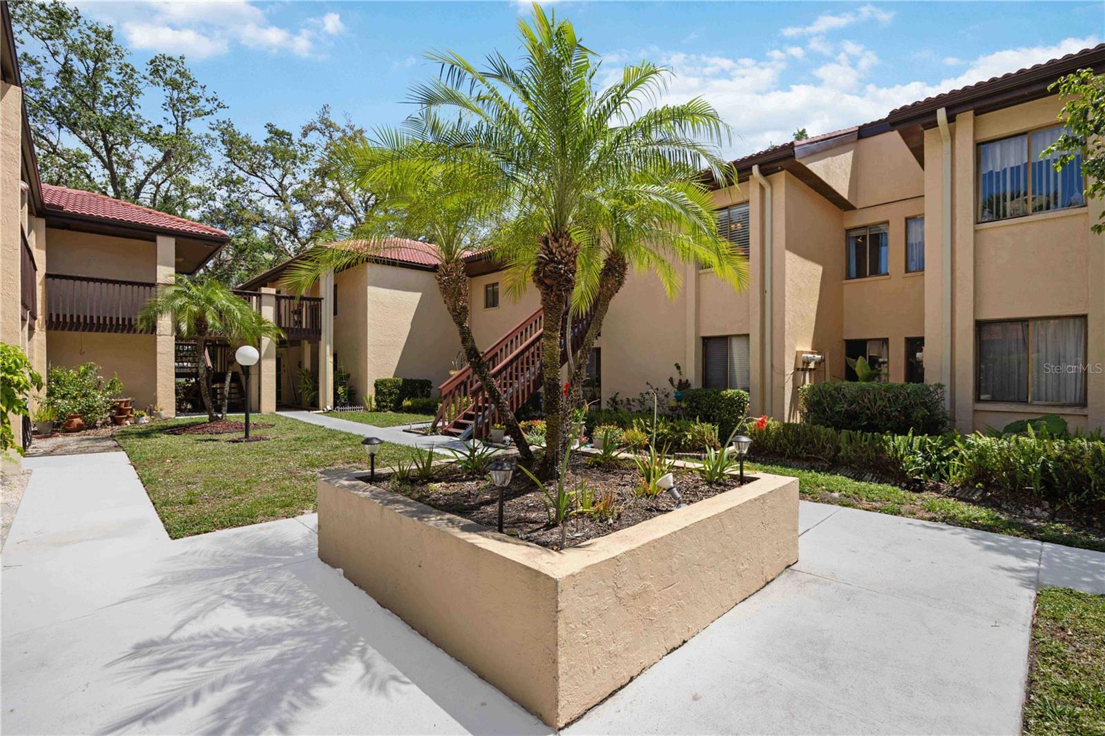 1111 W FAITH CIR #2004