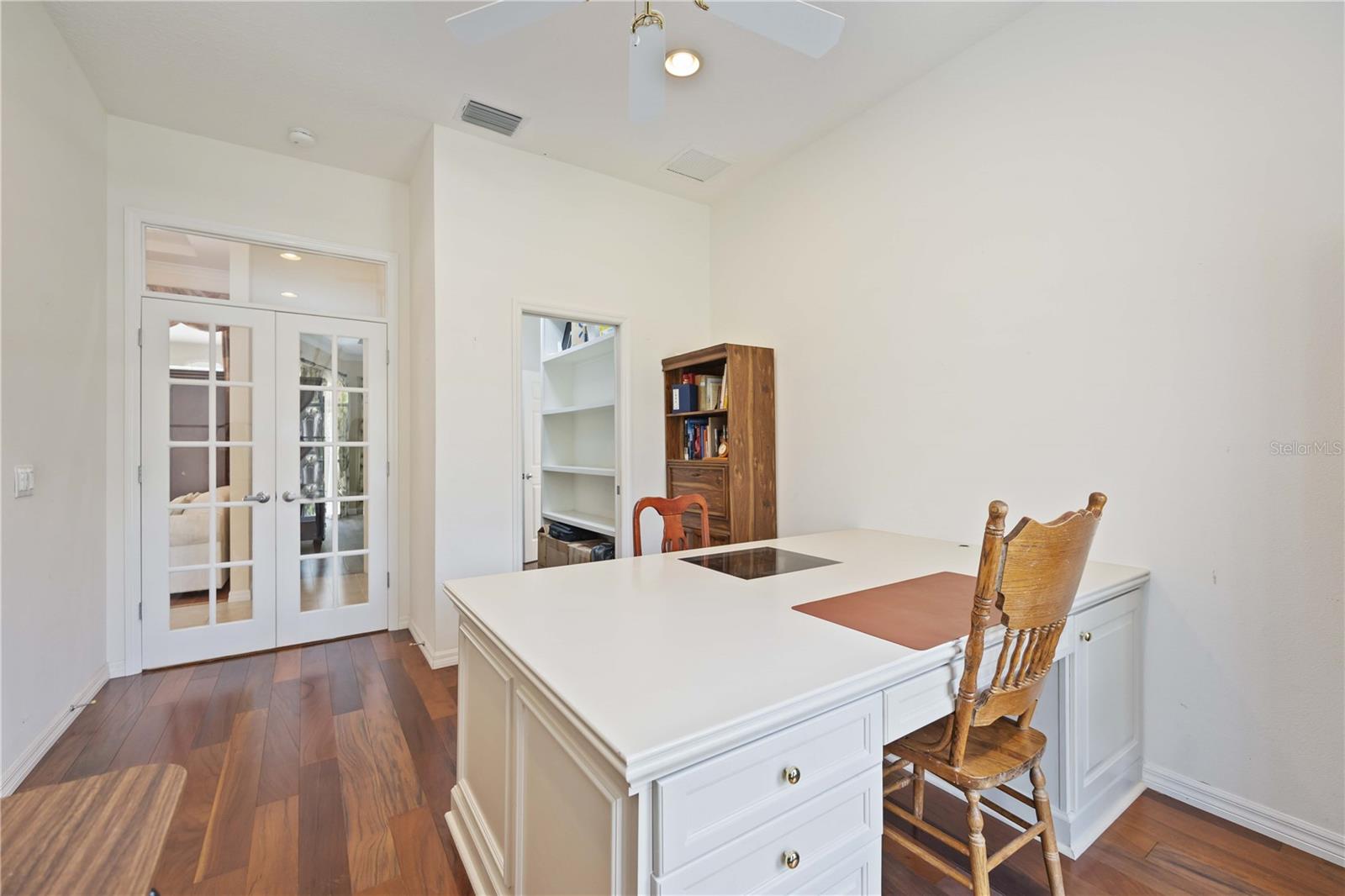 6186 9TH AVENUE CIR NE