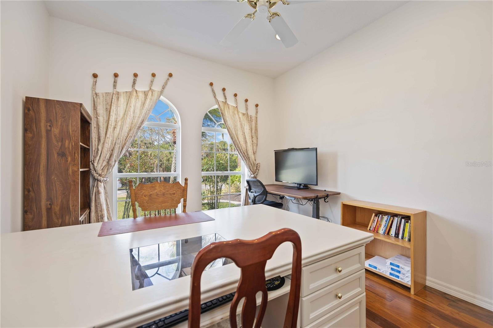 6186 9TH AVENUE CIR NE