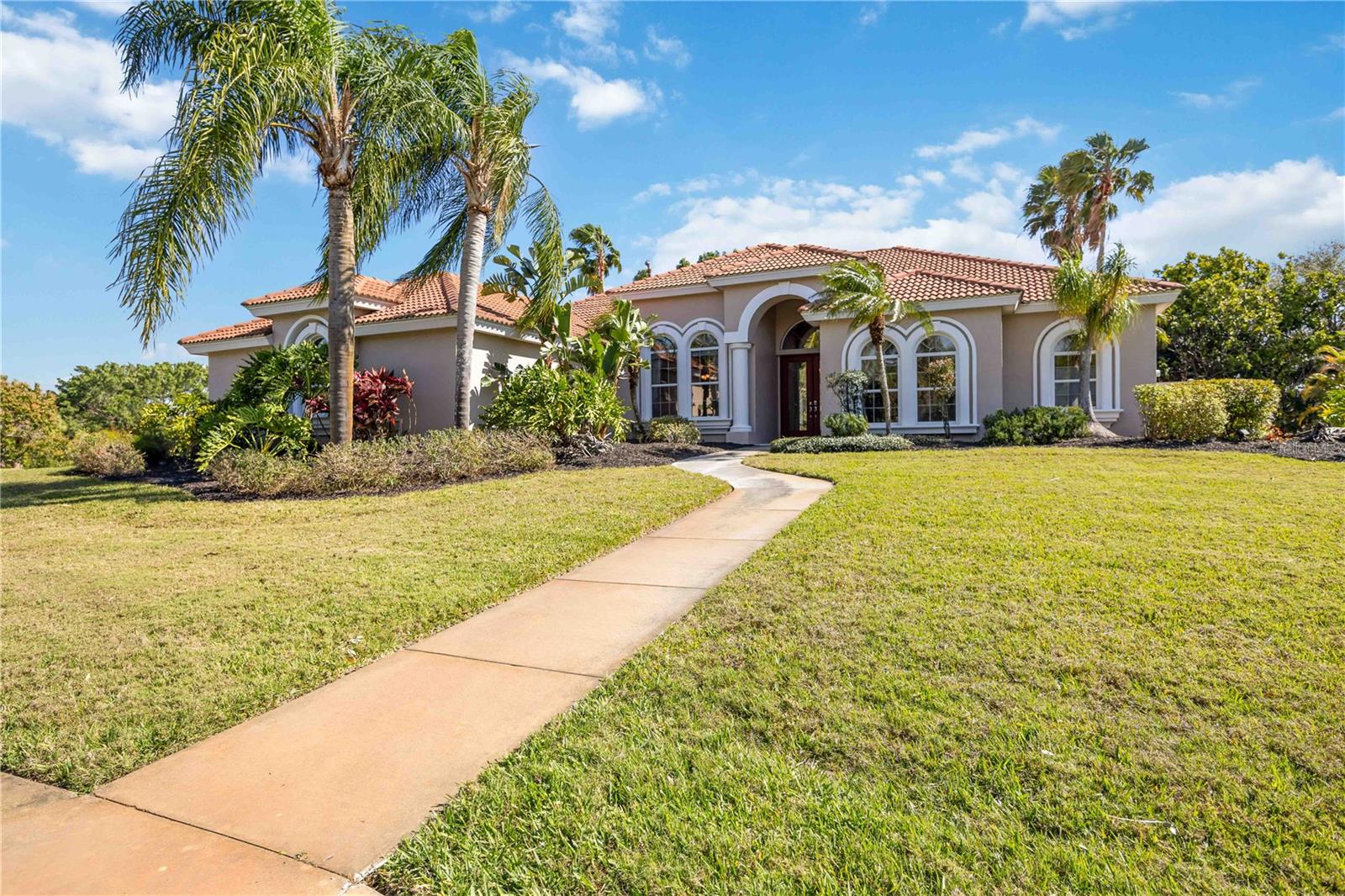 6186 9TH AVENUE CIR NE